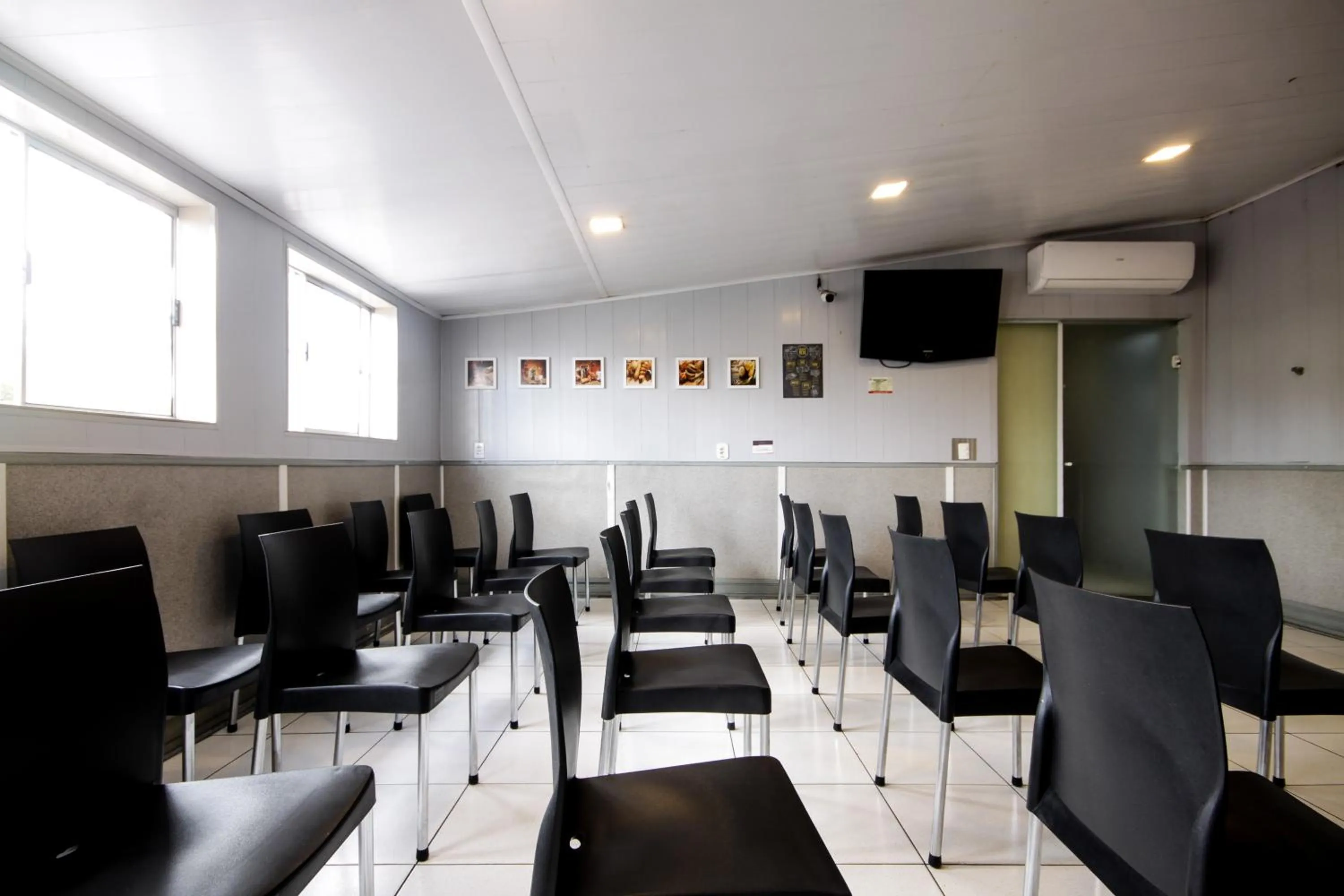 Banquet/Function facilities in Calamares Hotel São Caetano