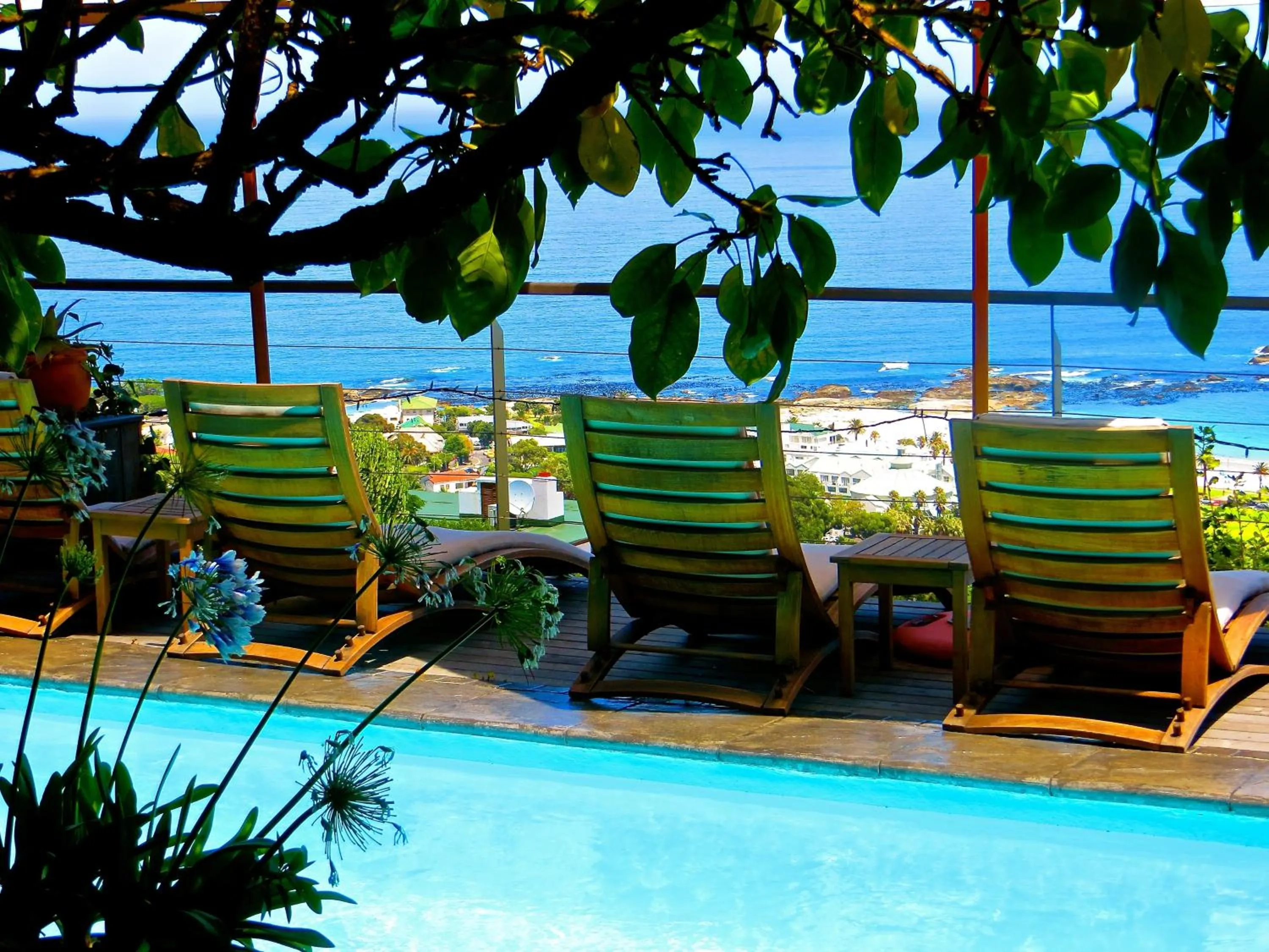 Patio in Boutique@10