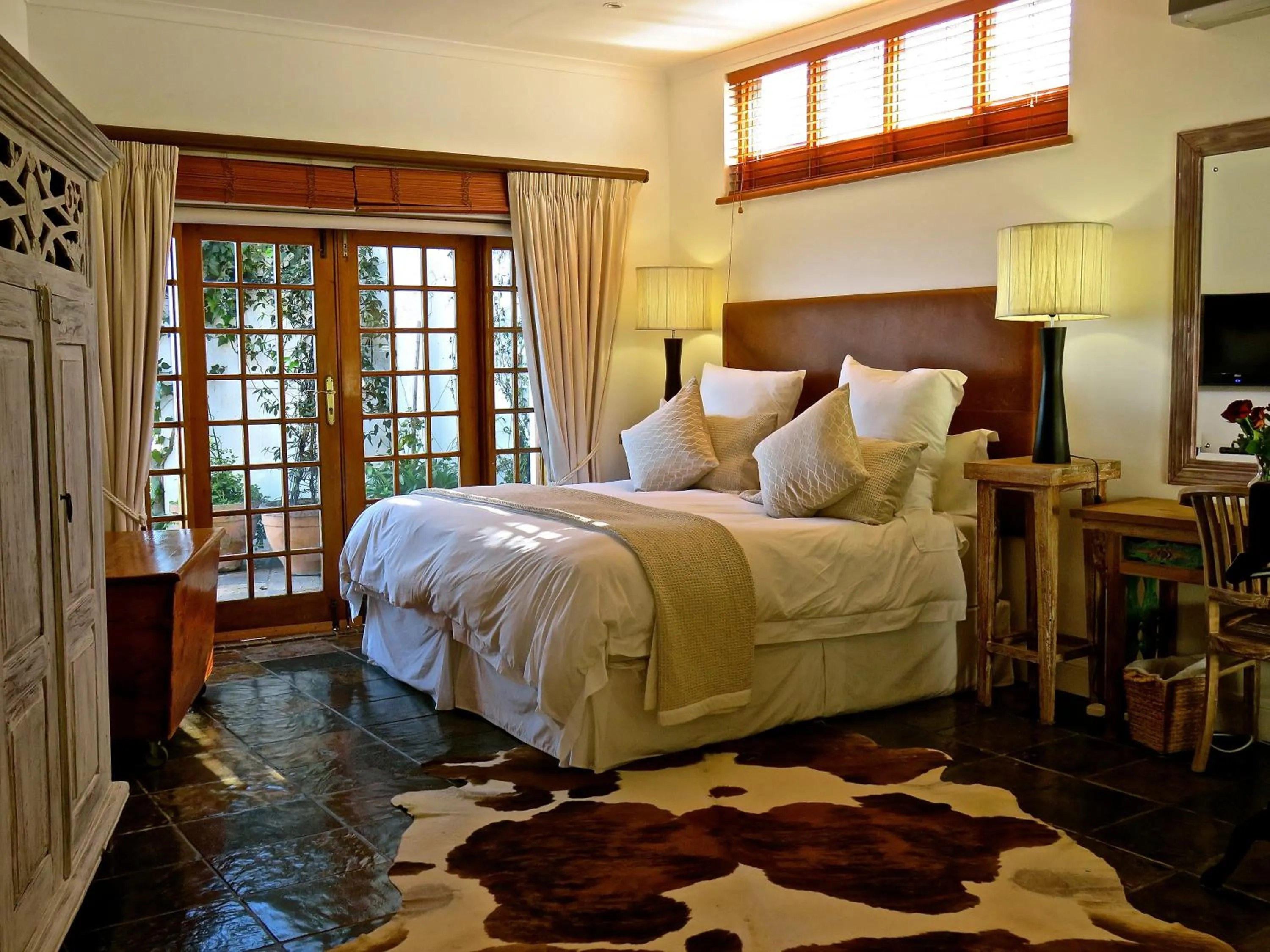 Nearby landmark, Bed in Boutique@10