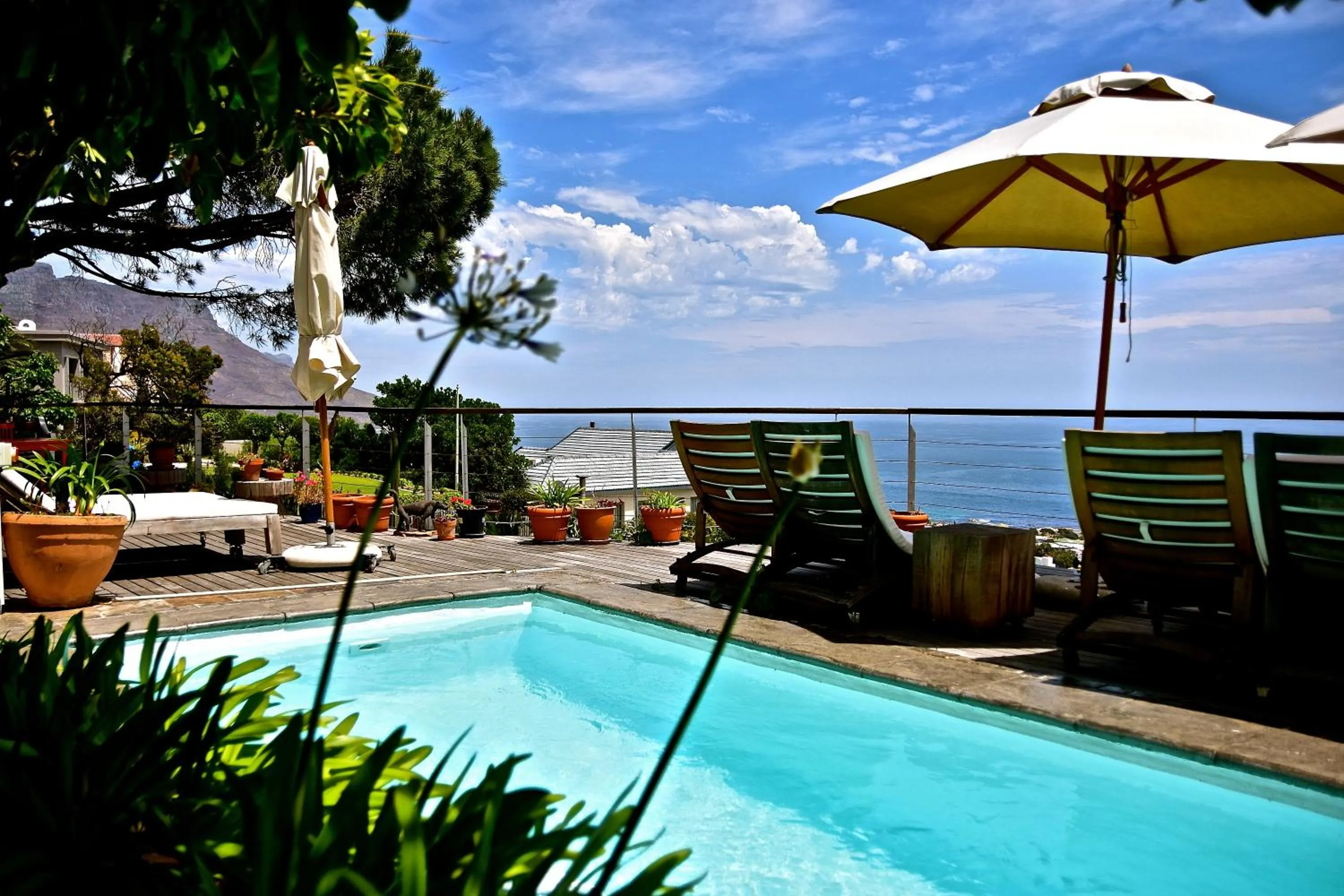 Patio in Boutique@10