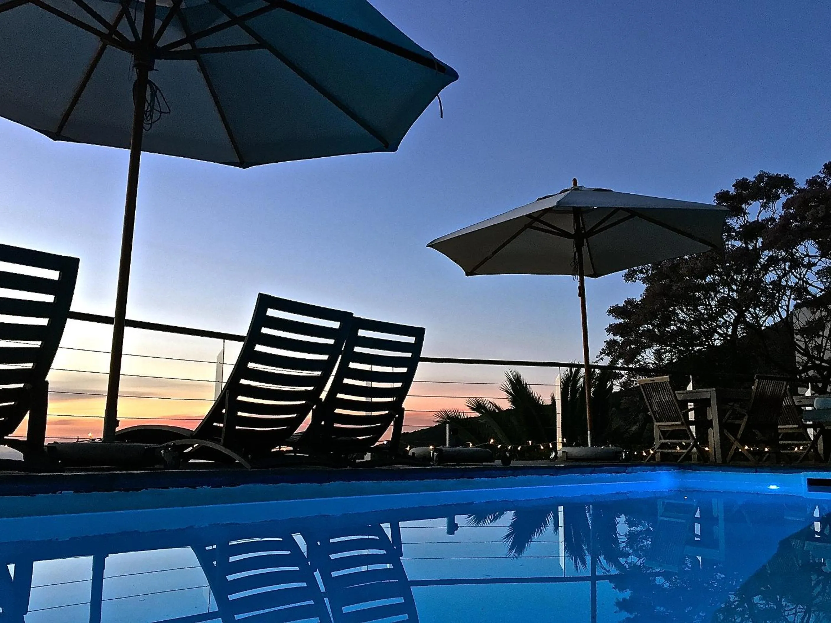 Neighbourhood in Boutique@10