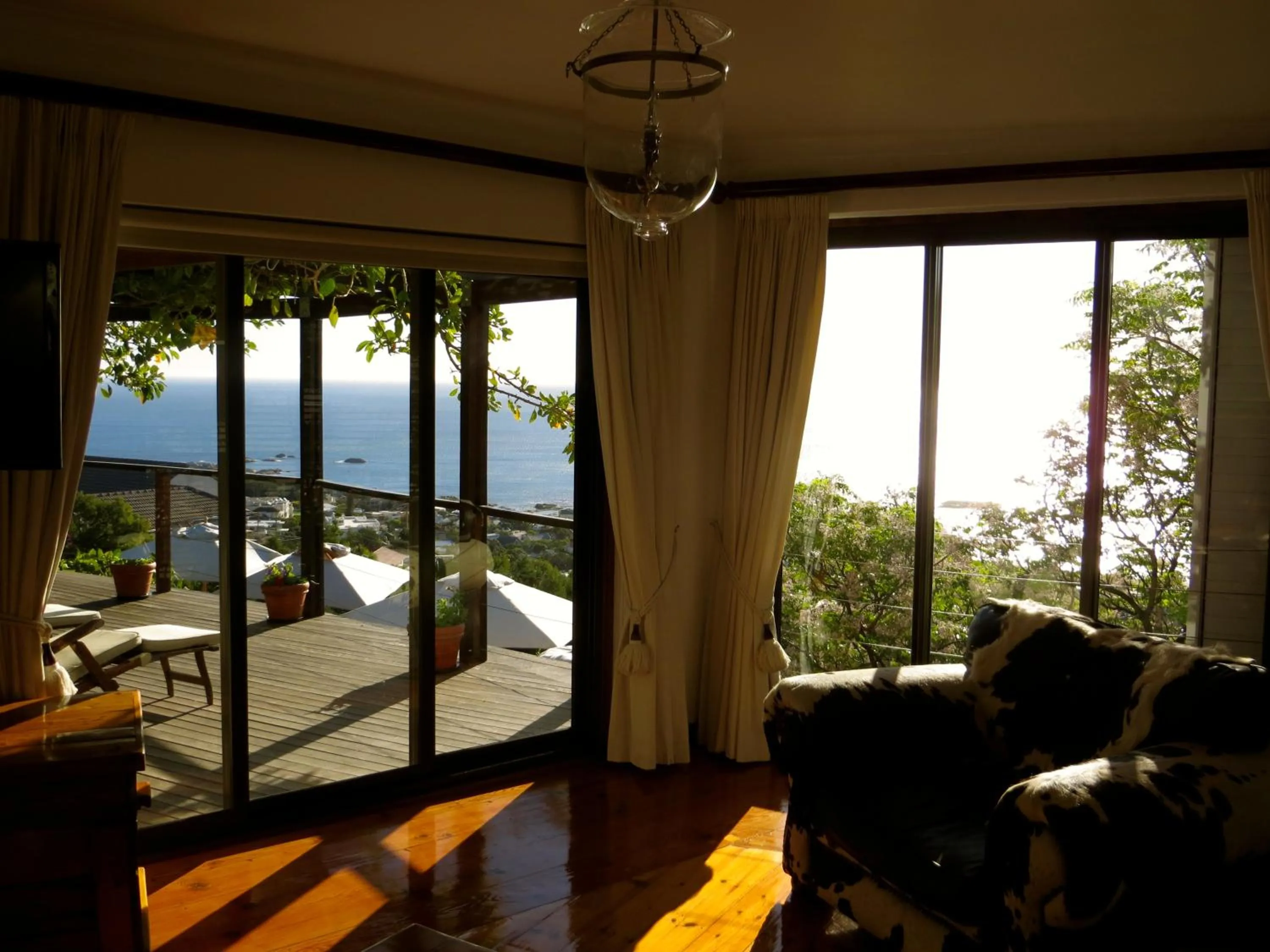 Patio in Boutique@10