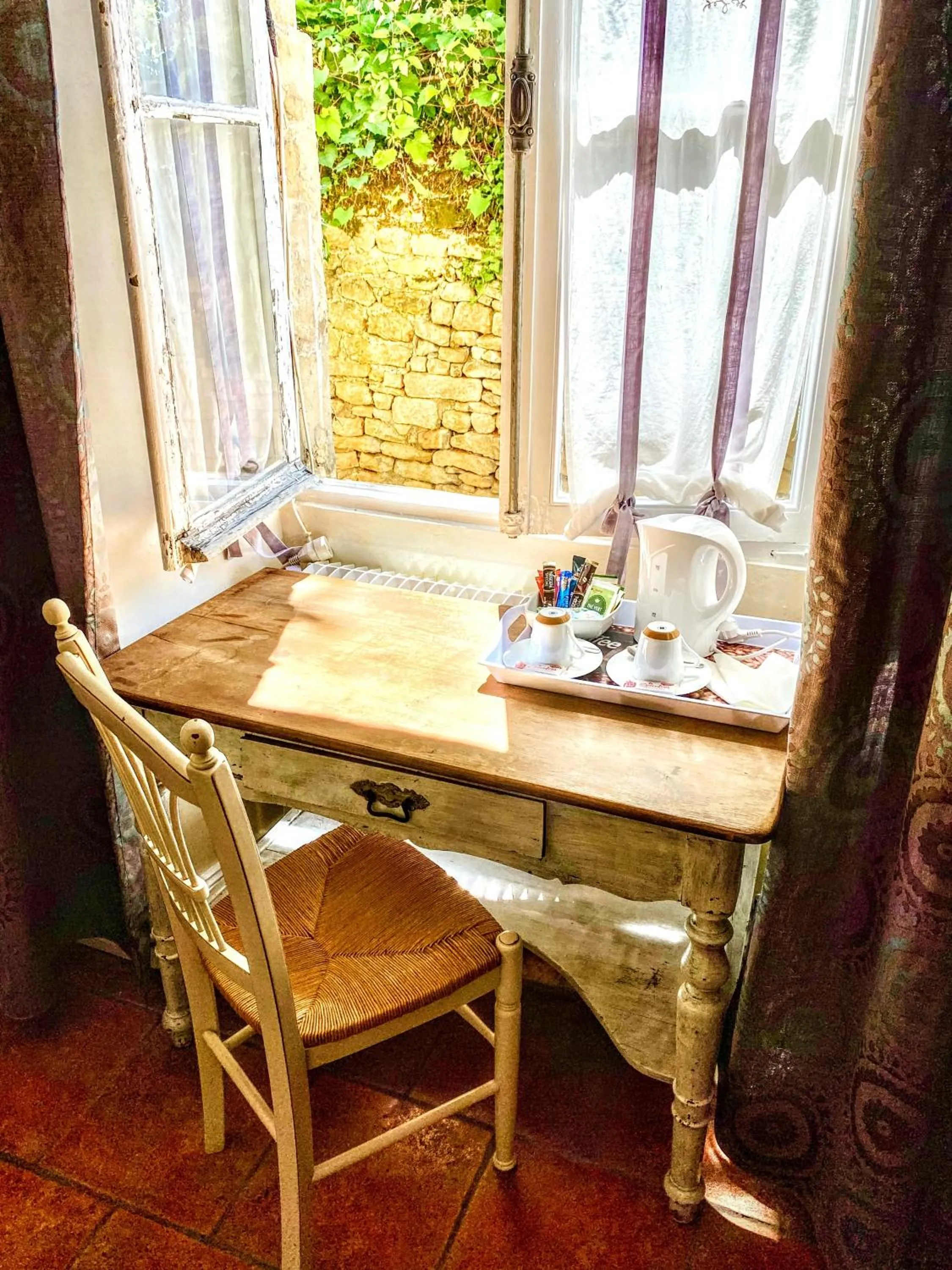 Bedroom in La Lanterne Chambres d'Hotes