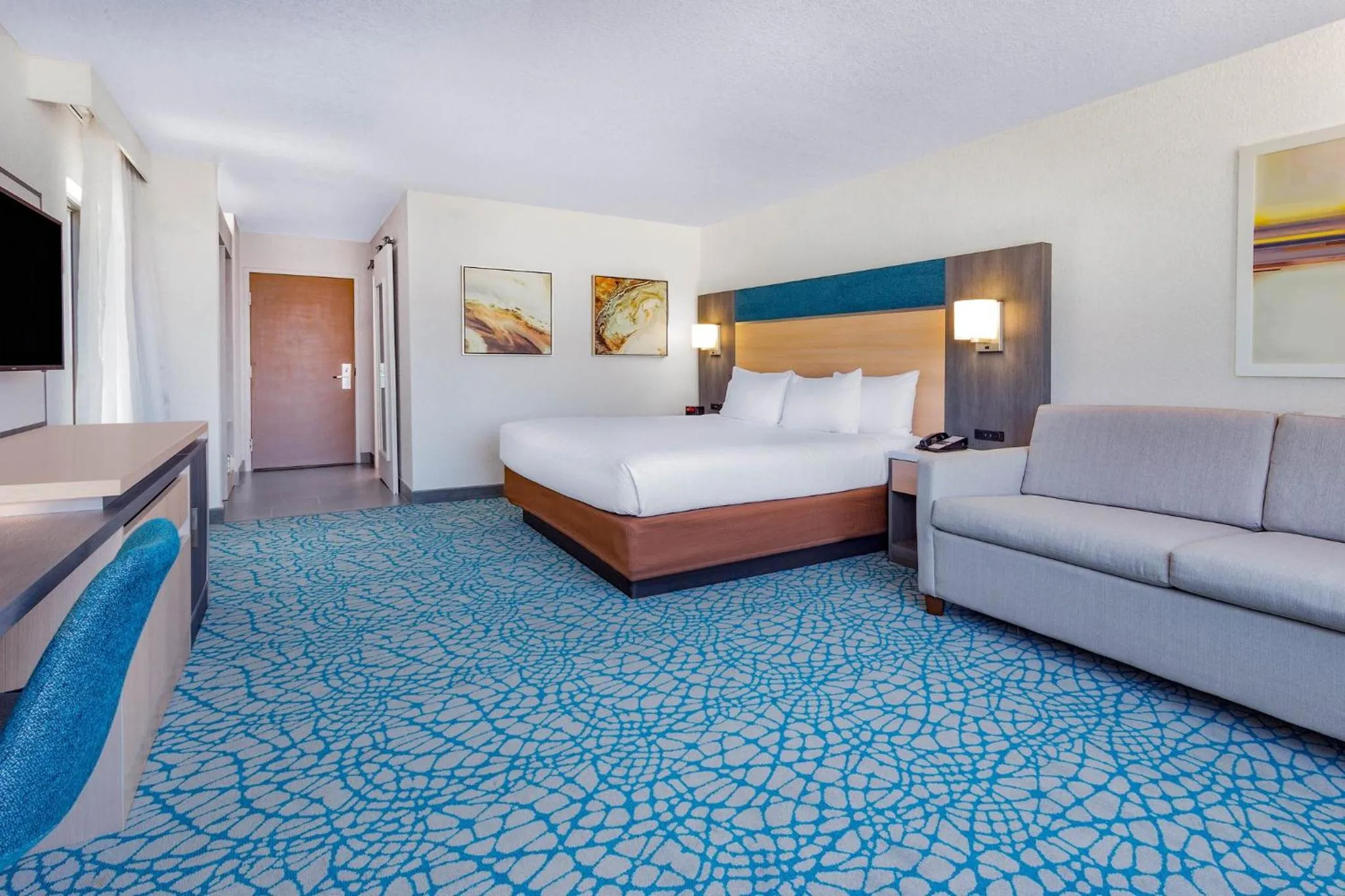 Photo of the whole room, Bed in Holiday Inn Resort Kissimmee by the Parks by IHG