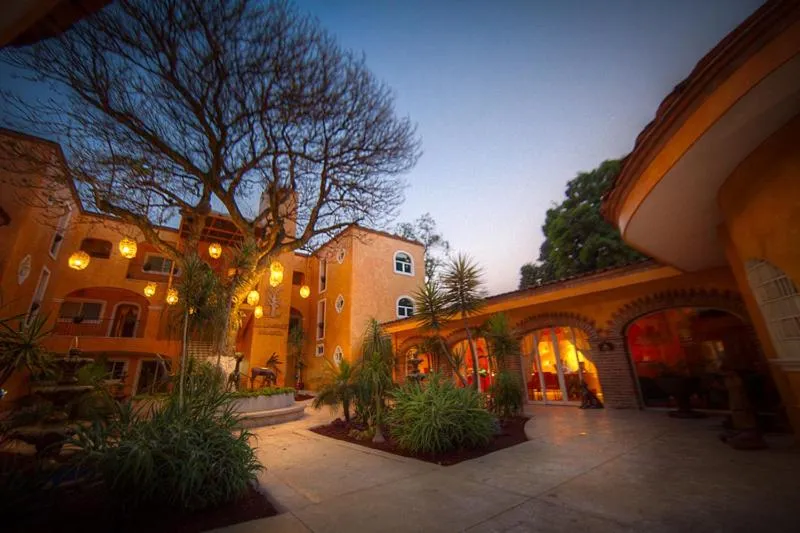 Facade/entrance in El Chante Spa Hotel