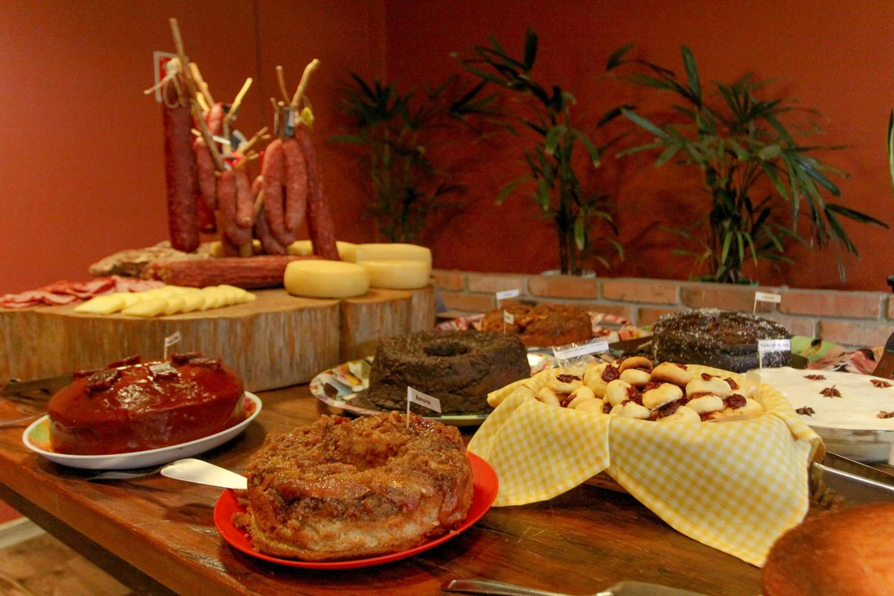 Buffet breakfast in Hotel Village da Serra