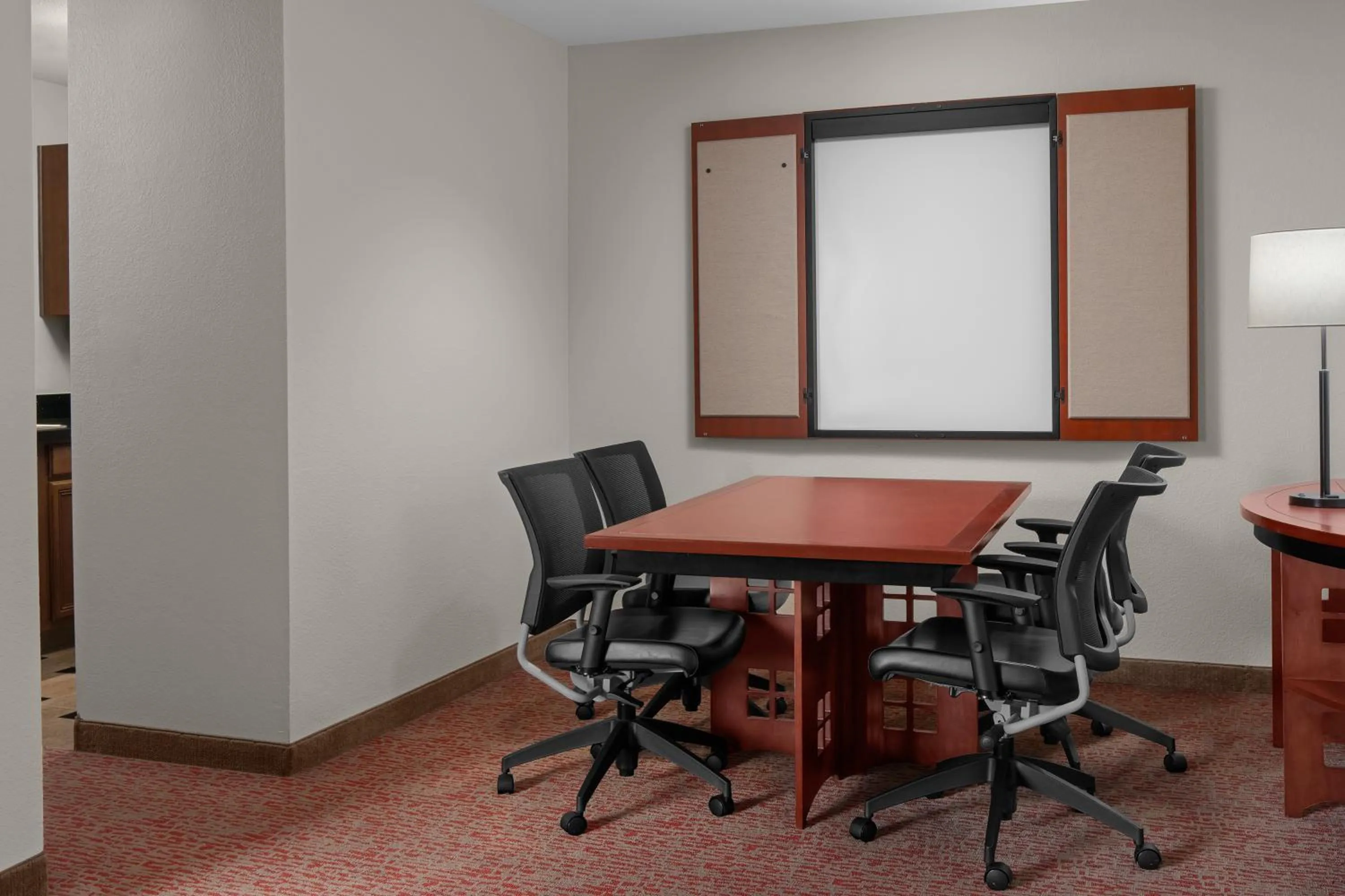 Dining area in Larkspur Landing Extended Stay Suites South San Francisco
