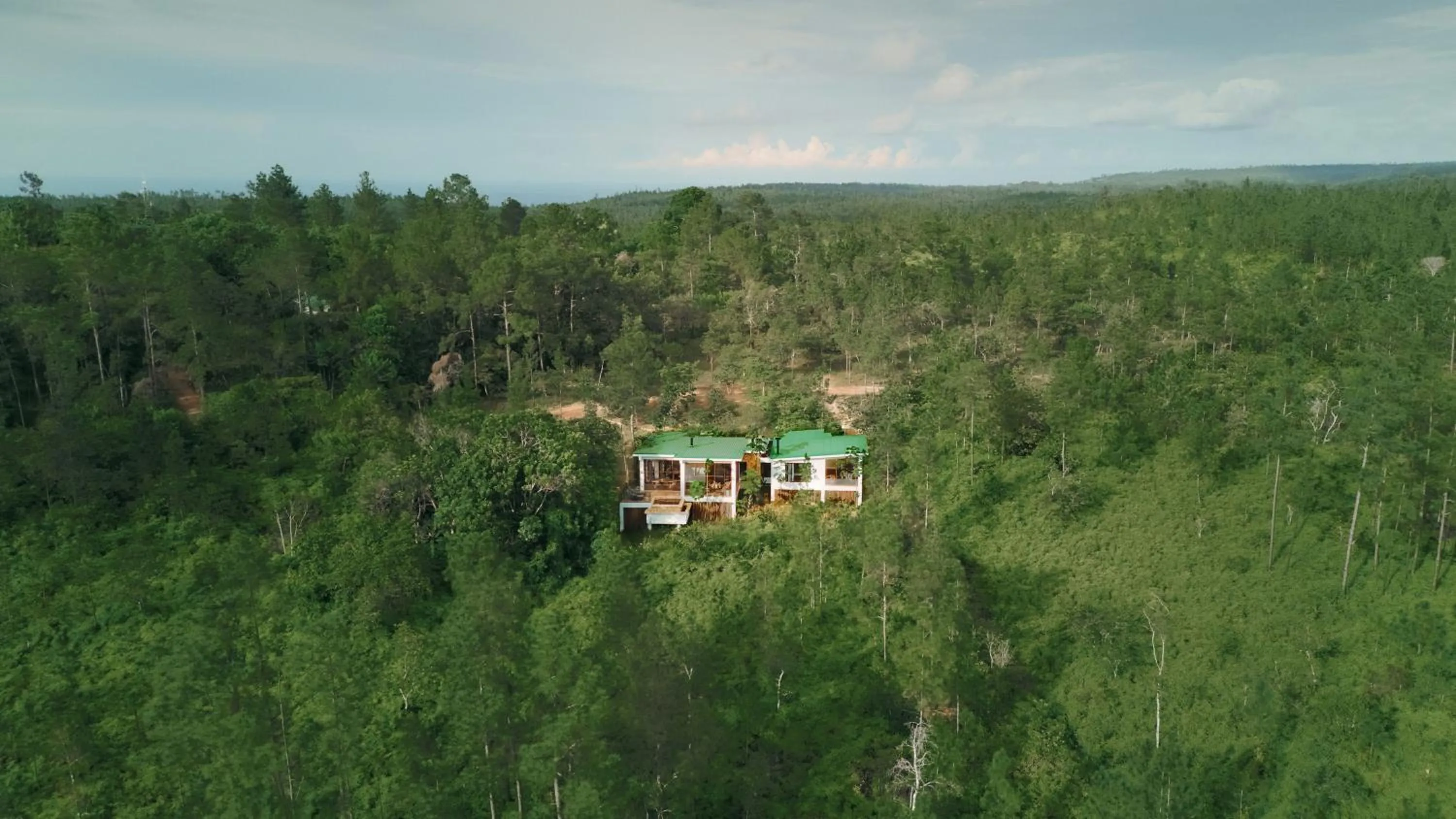 Property building in Hidden Valley Wilderness Lodge