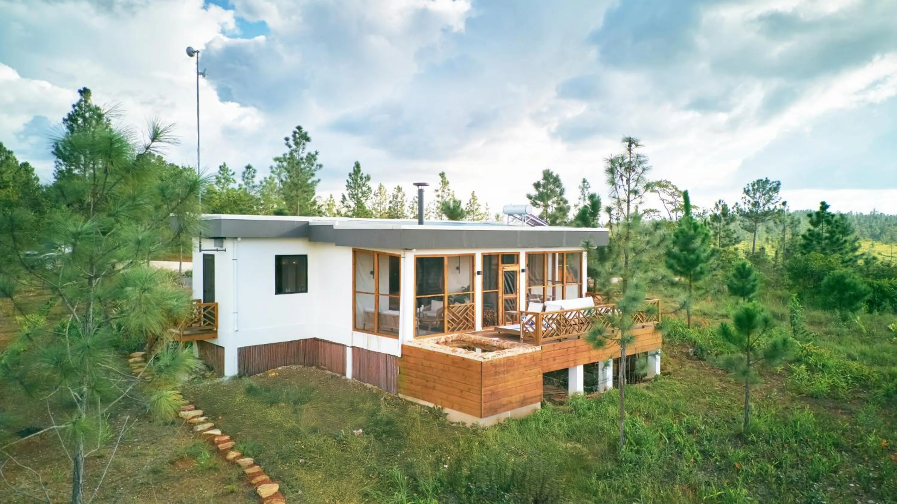 Property building in Hidden Valley Wilderness Lodge