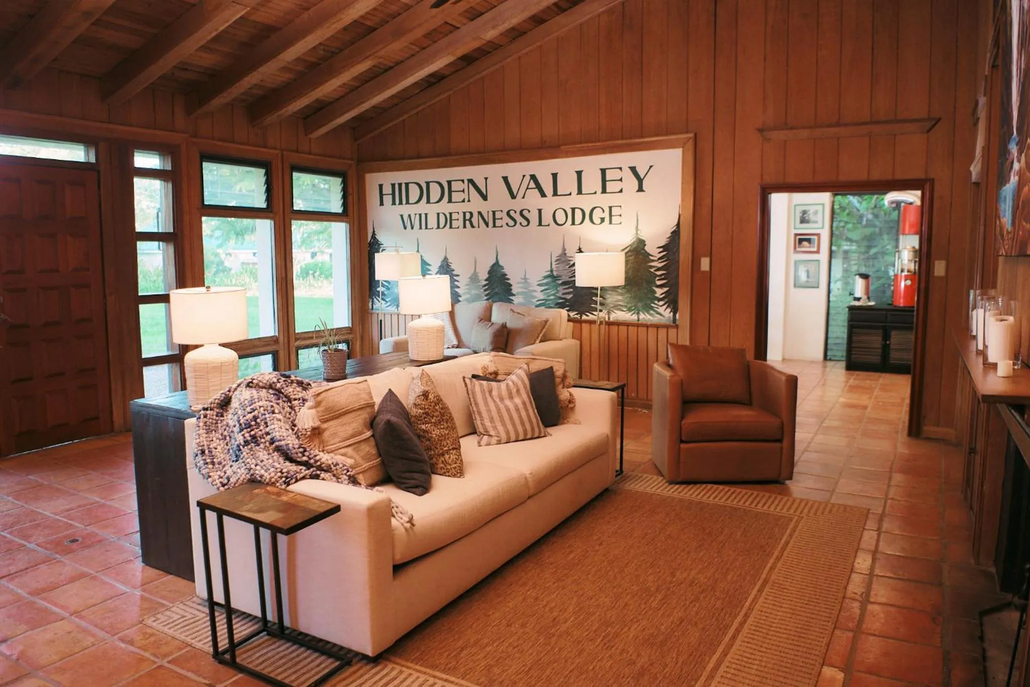 Living room in Hidden Valley Wilderness Lodge