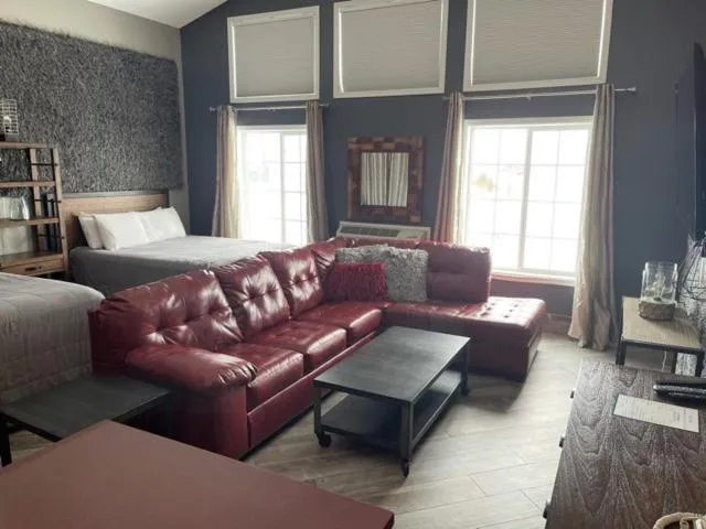 River Hills Hotel- Mankato