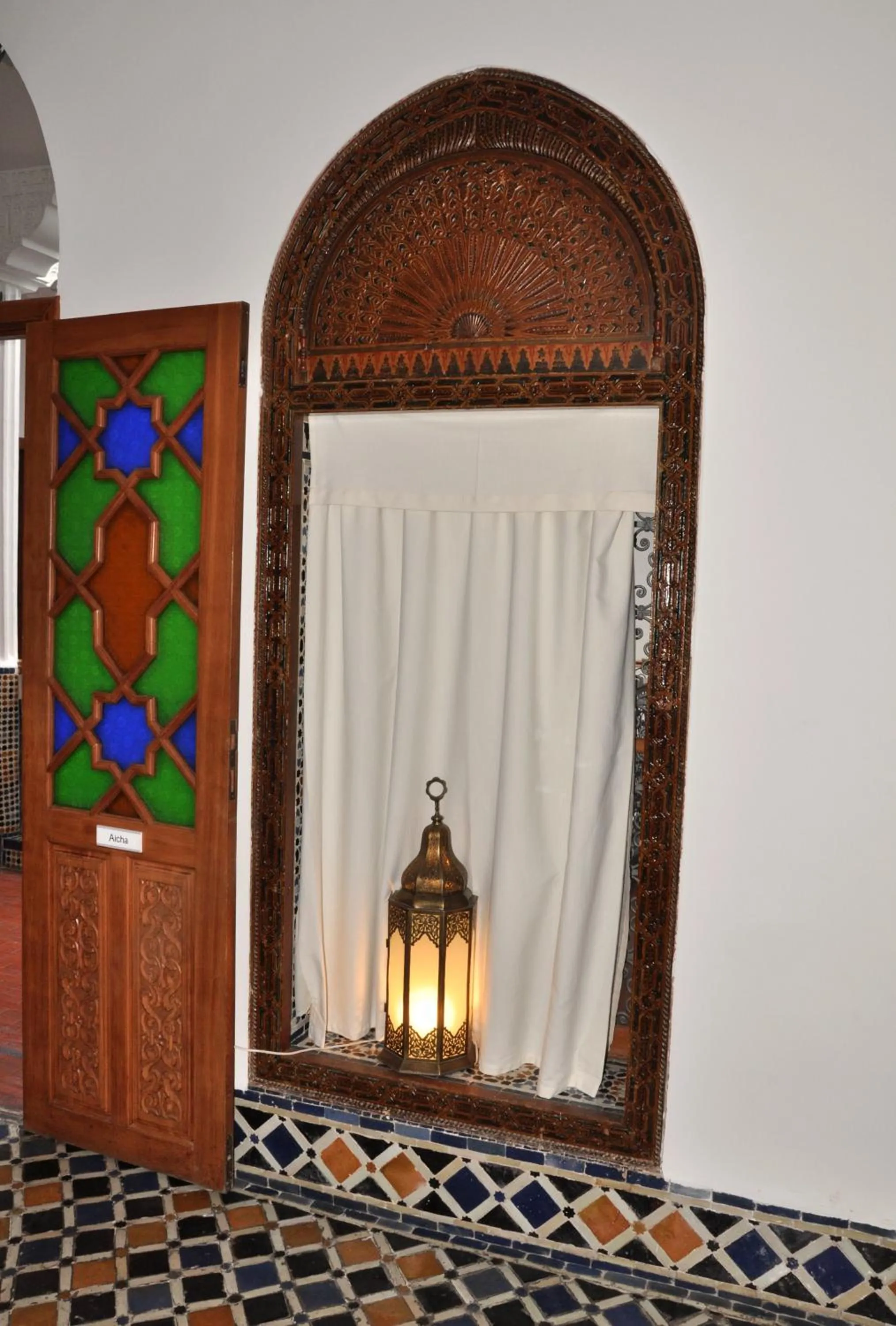 Decorative detail in Hotel Blanco Riad