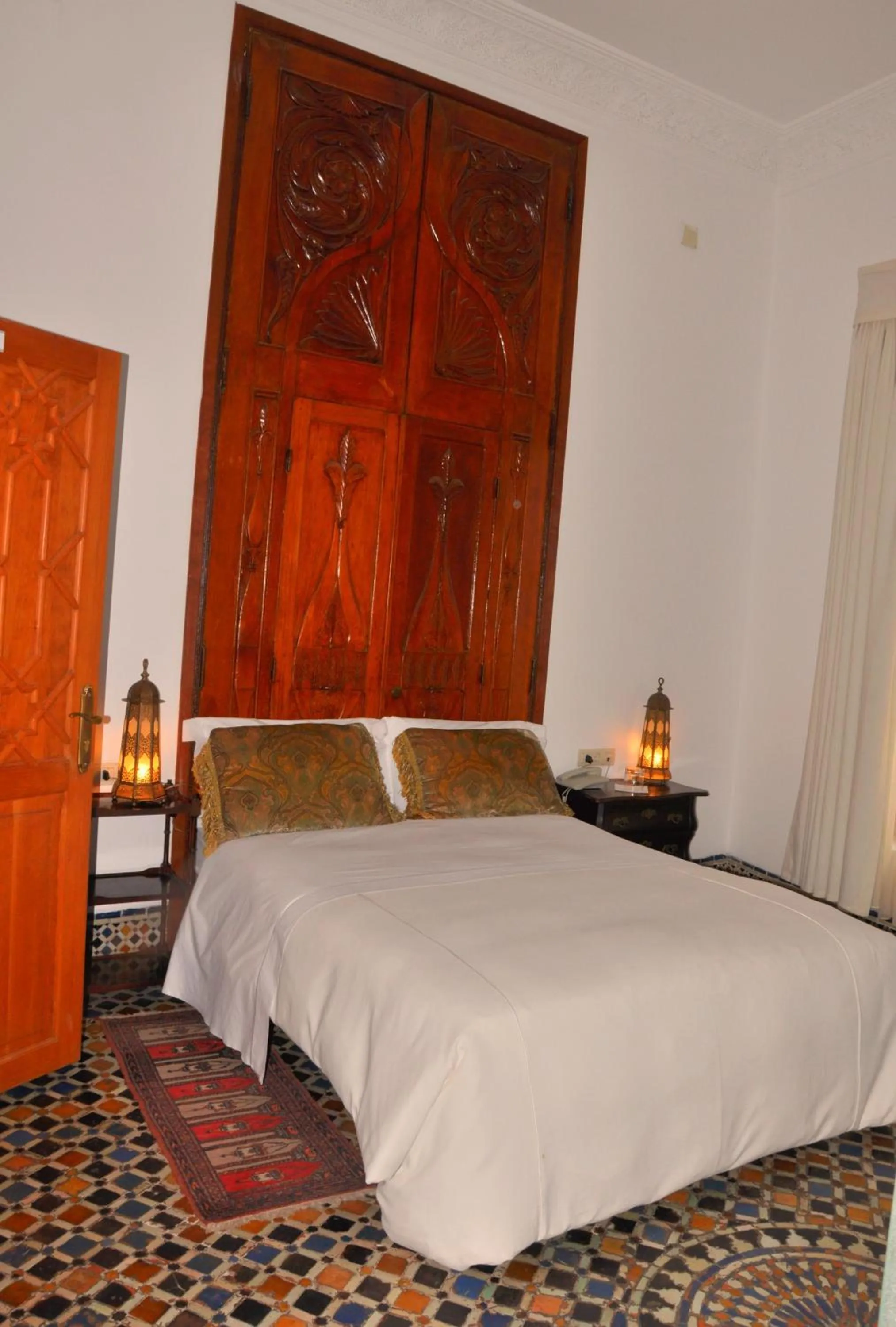 Bedroom, Bed in Hotel Blanco Riad
