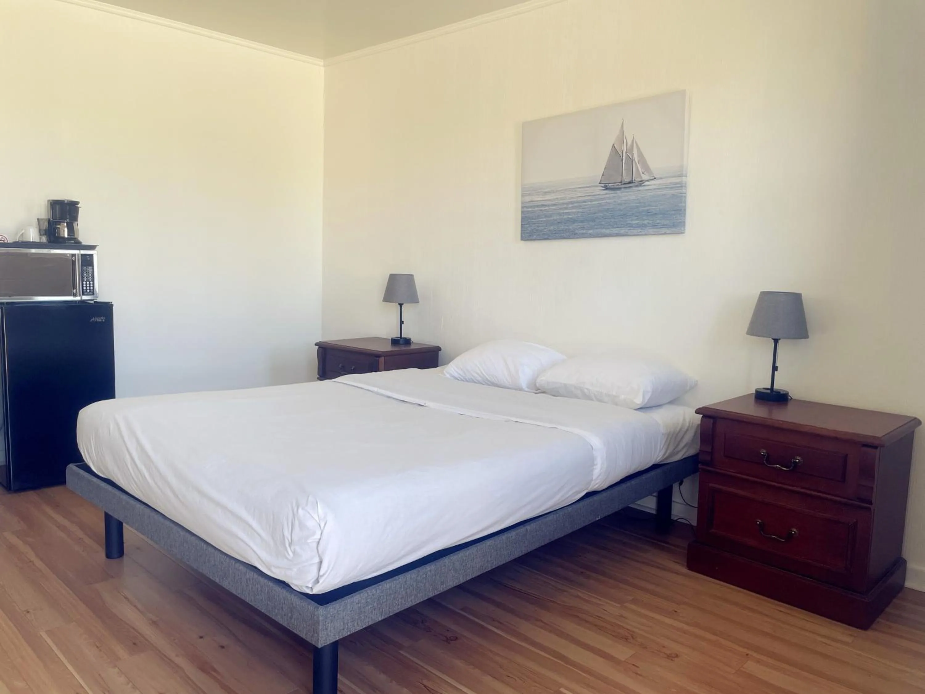 Bed in Motel Grande Ile