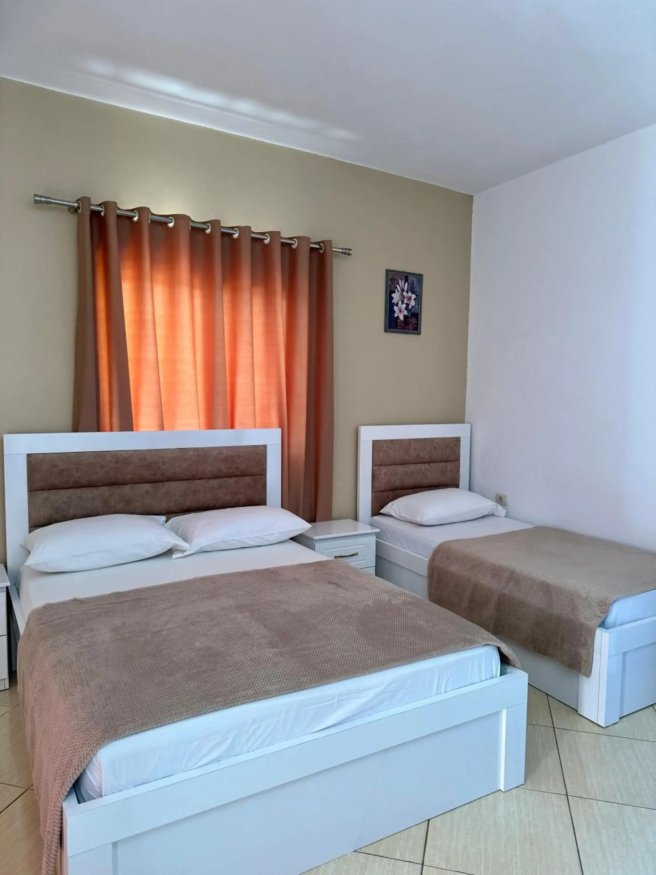 Apartment with Balcony in Vila Spiro Apartment with Balcony in Vila Spiro