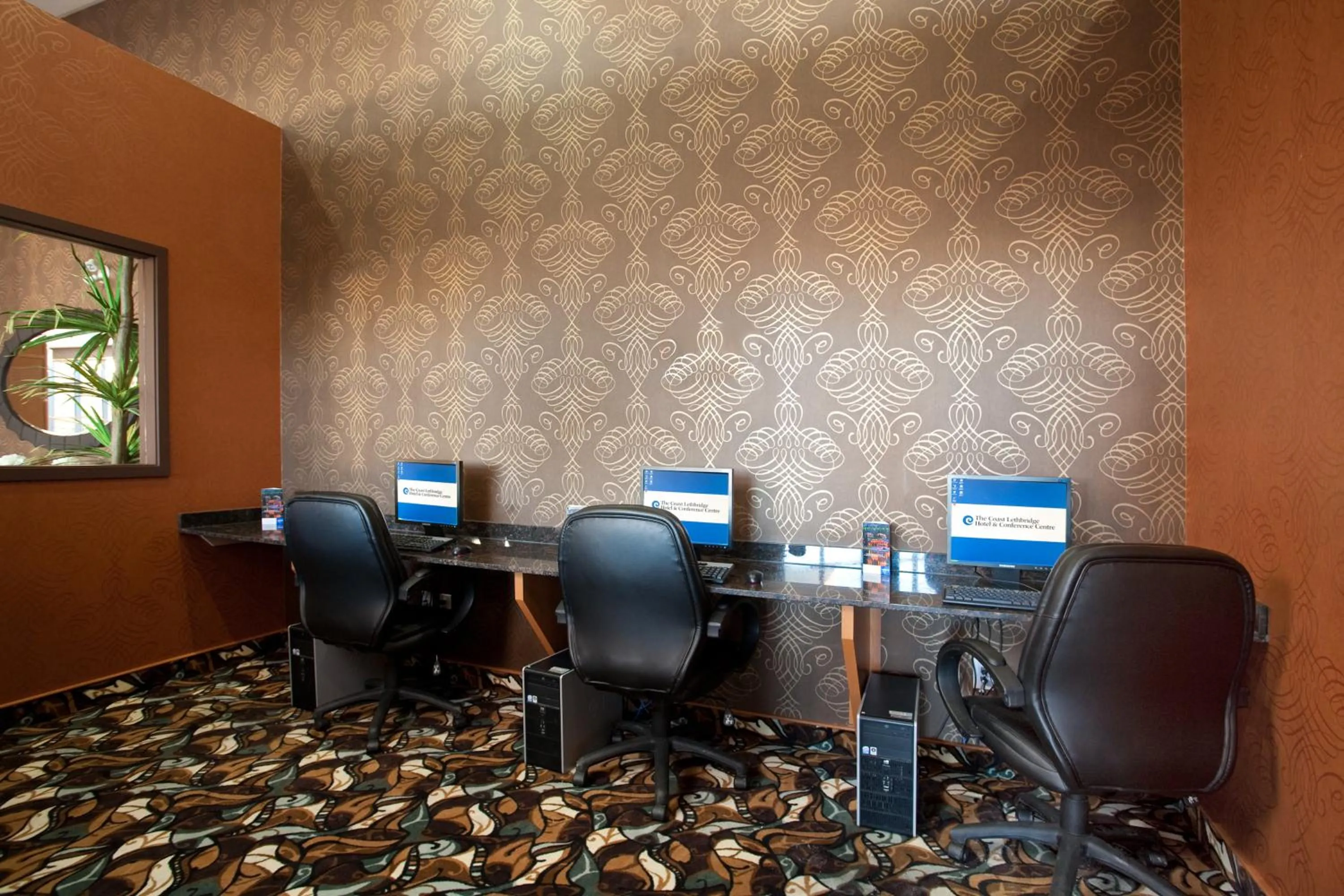 Business facilities in Coast Lethbridge Hotel & Conference Centre