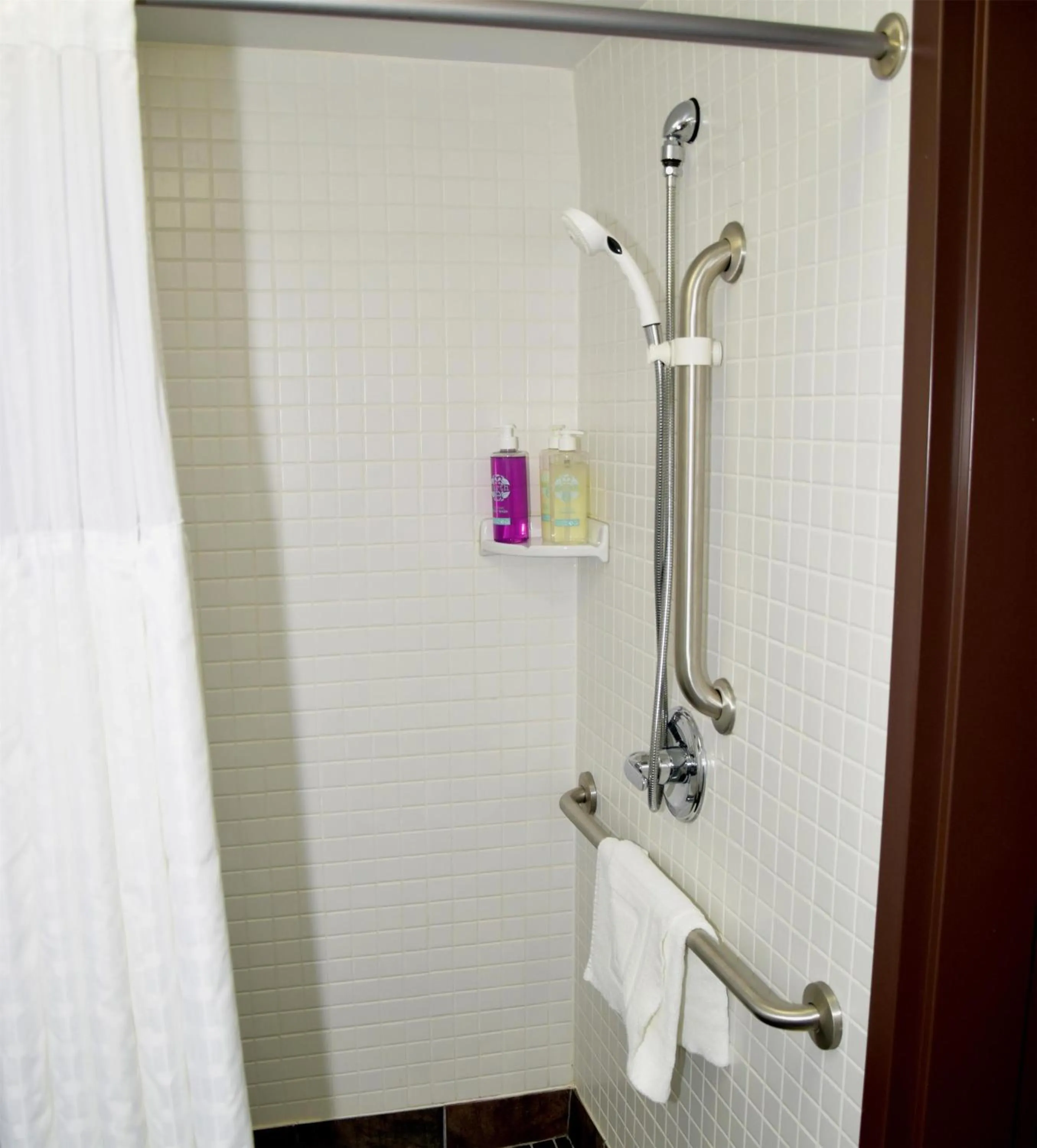 Bathroom in Coast Lethbridge Hotel & Conference Centre
