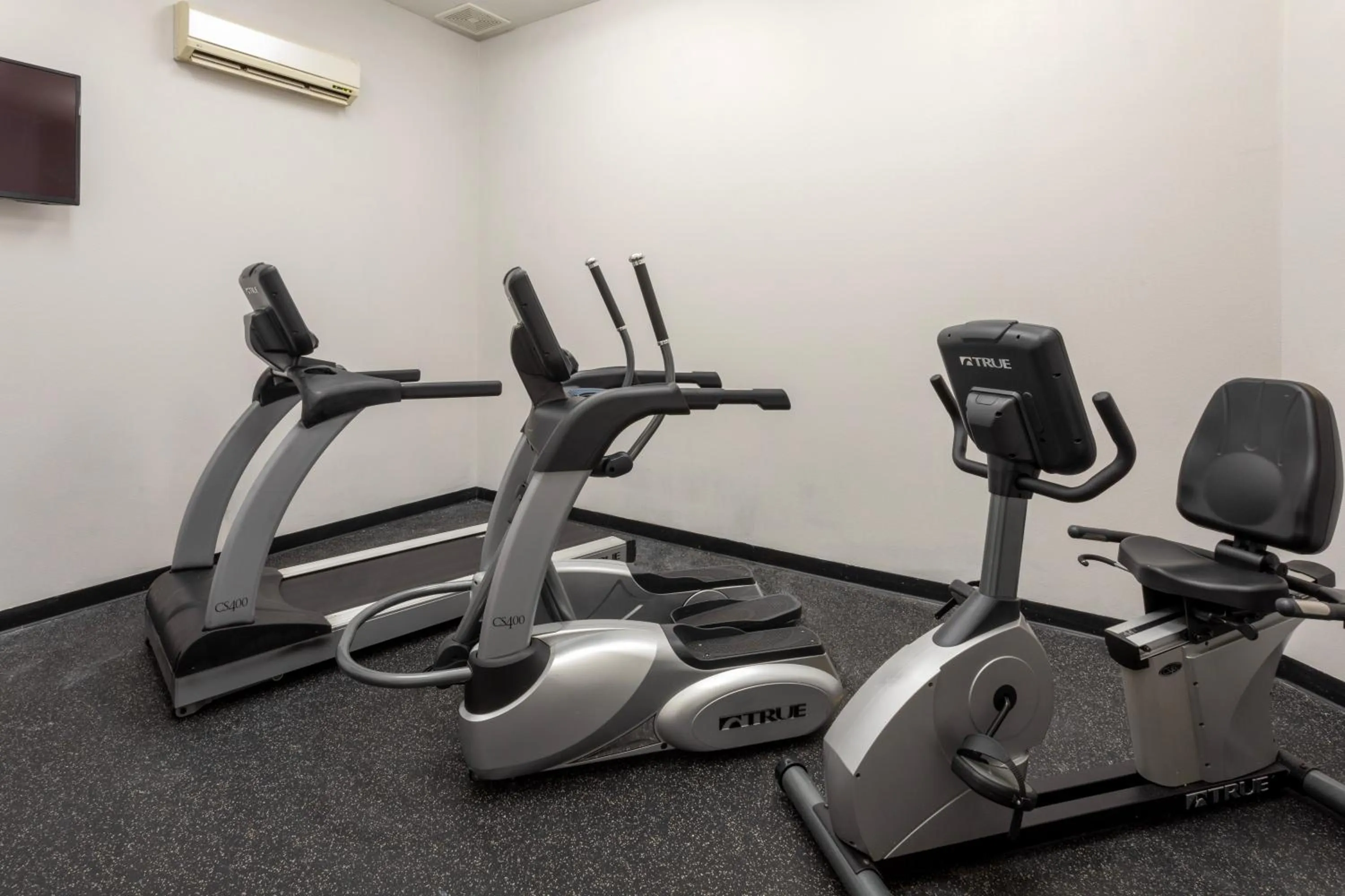 Fitness centre/facilities in Grandstay Apple Valley