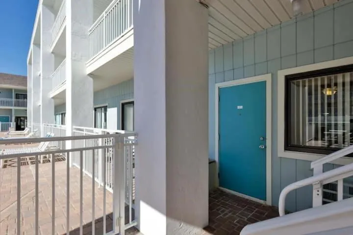 Balcony/Terrace in Coastal Waters