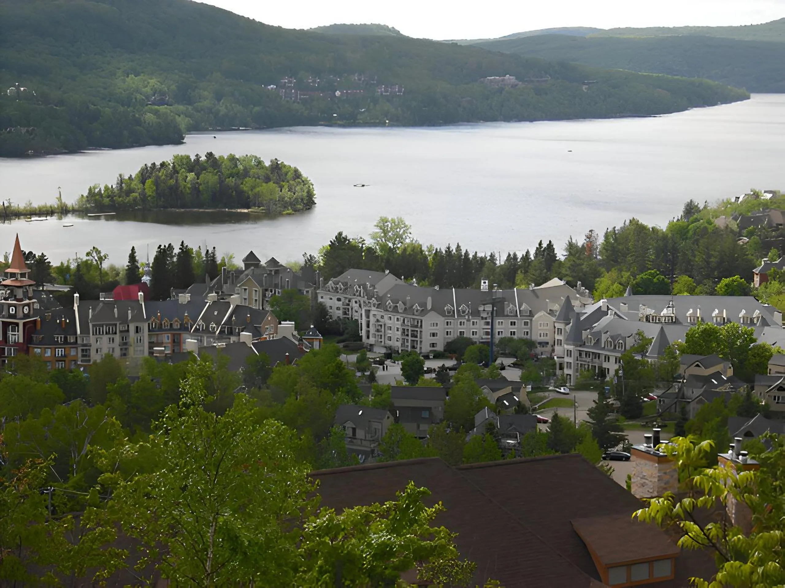 City view in Luxurious Equinoxe Ski-in/Ski-out