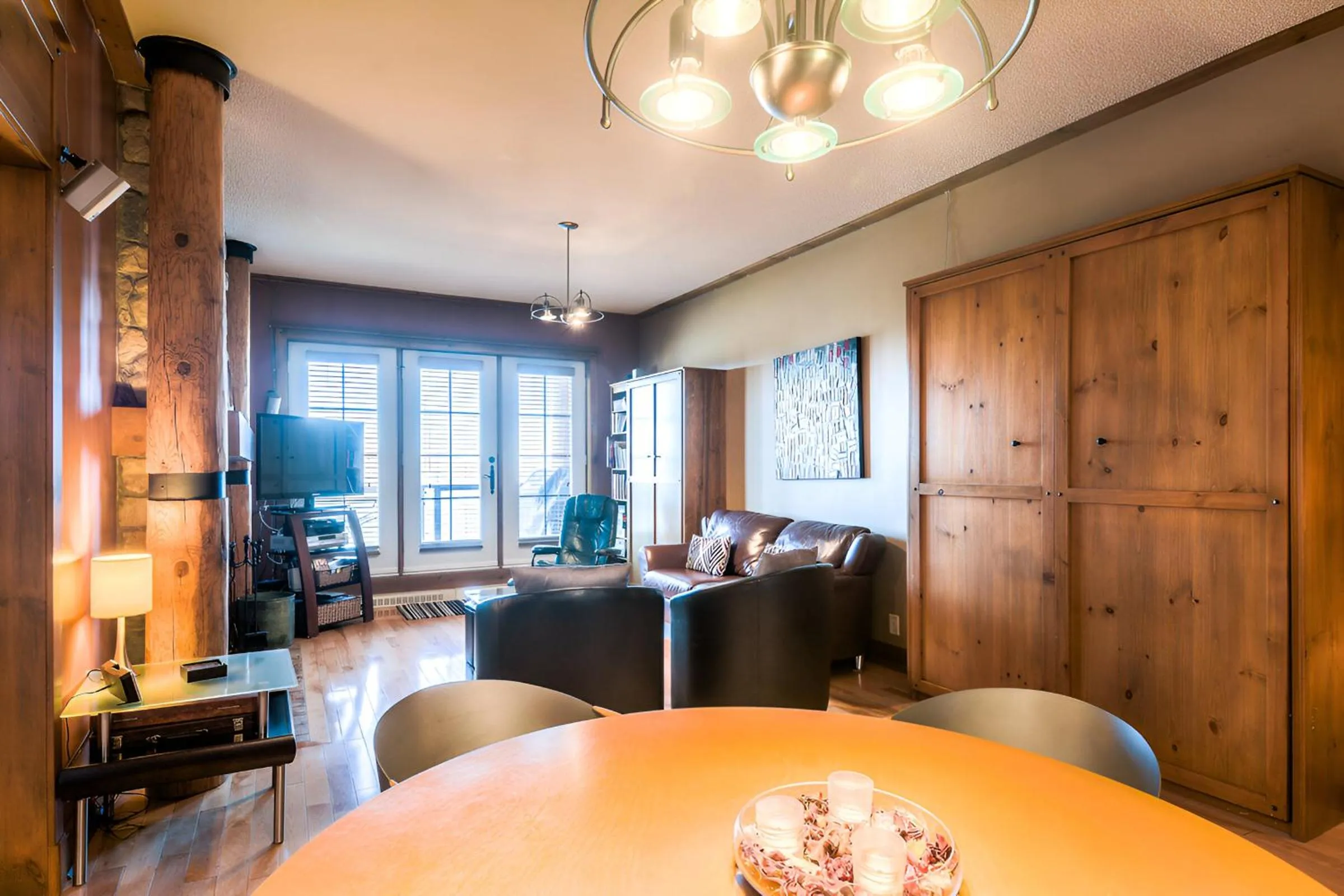 Bed in Luxurious Equinoxe Ski-in/Ski-out