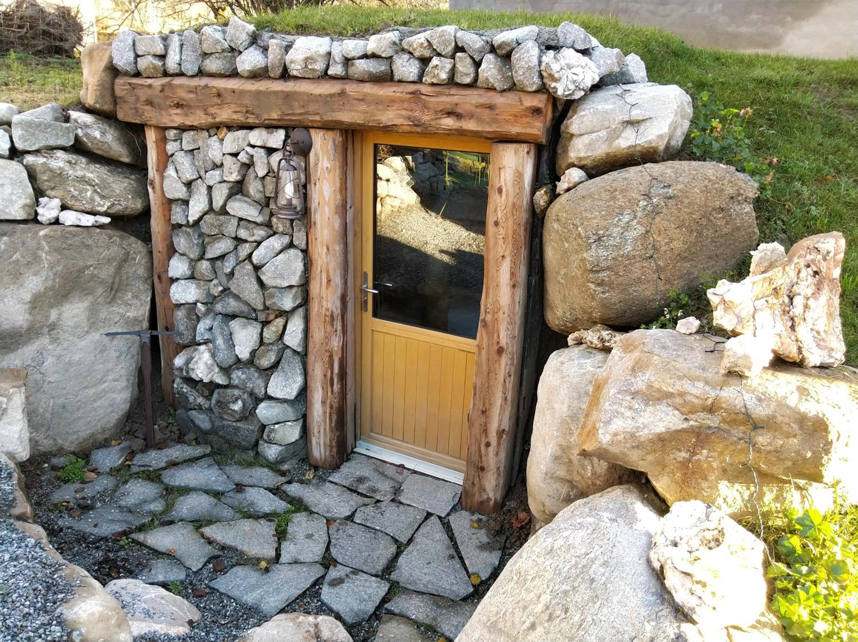 Activities in L'Entre 2 Cols