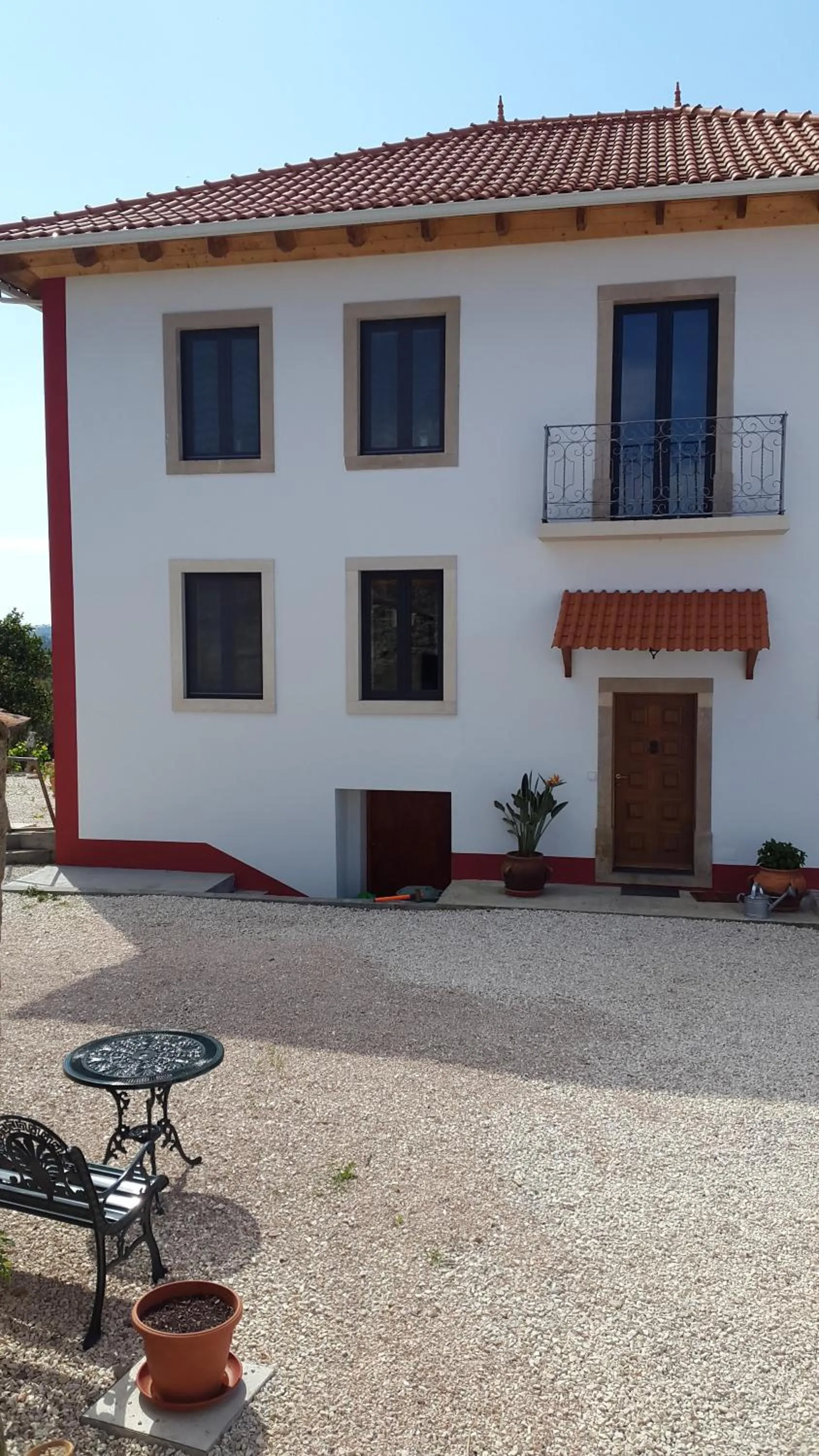 Property building in Quinta Quatro Ventos