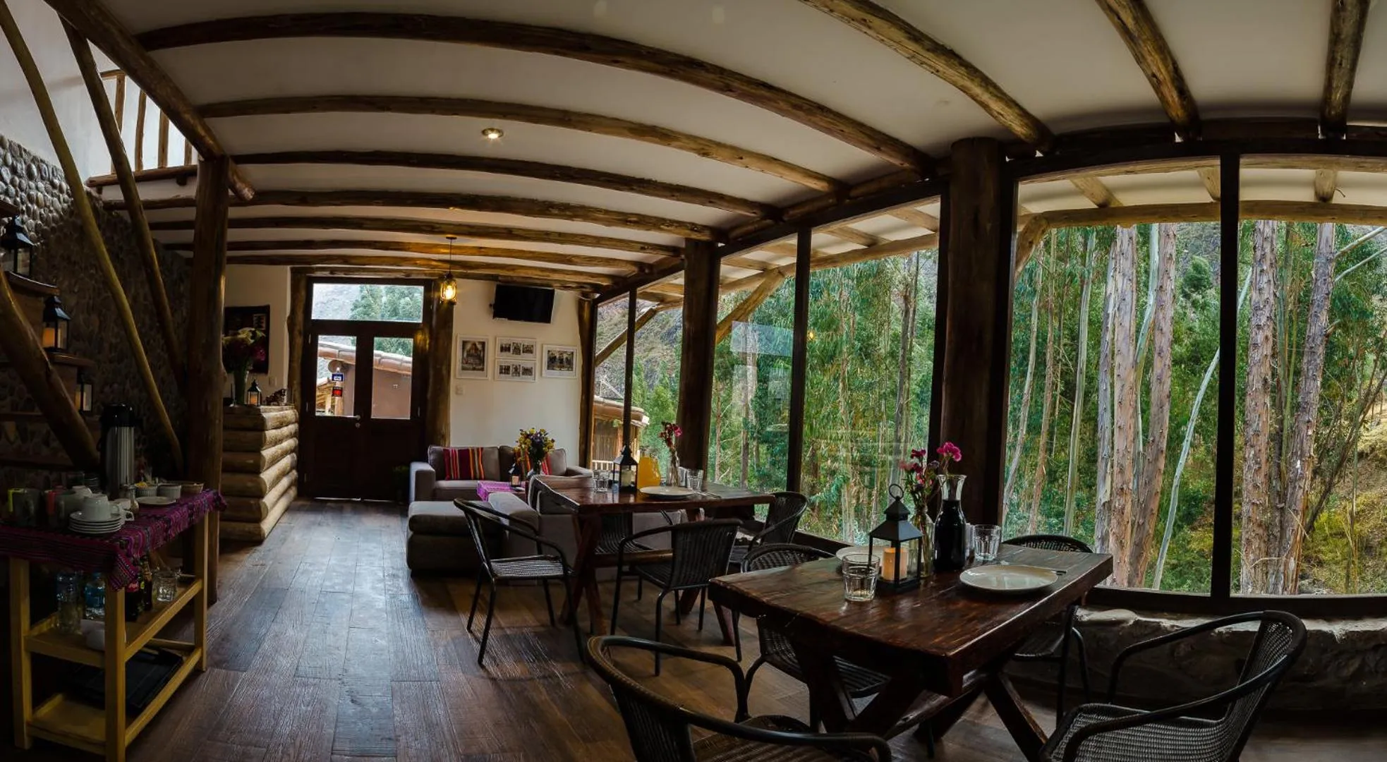 Lobby or reception in Bamboo Lodge Sacred Valley
