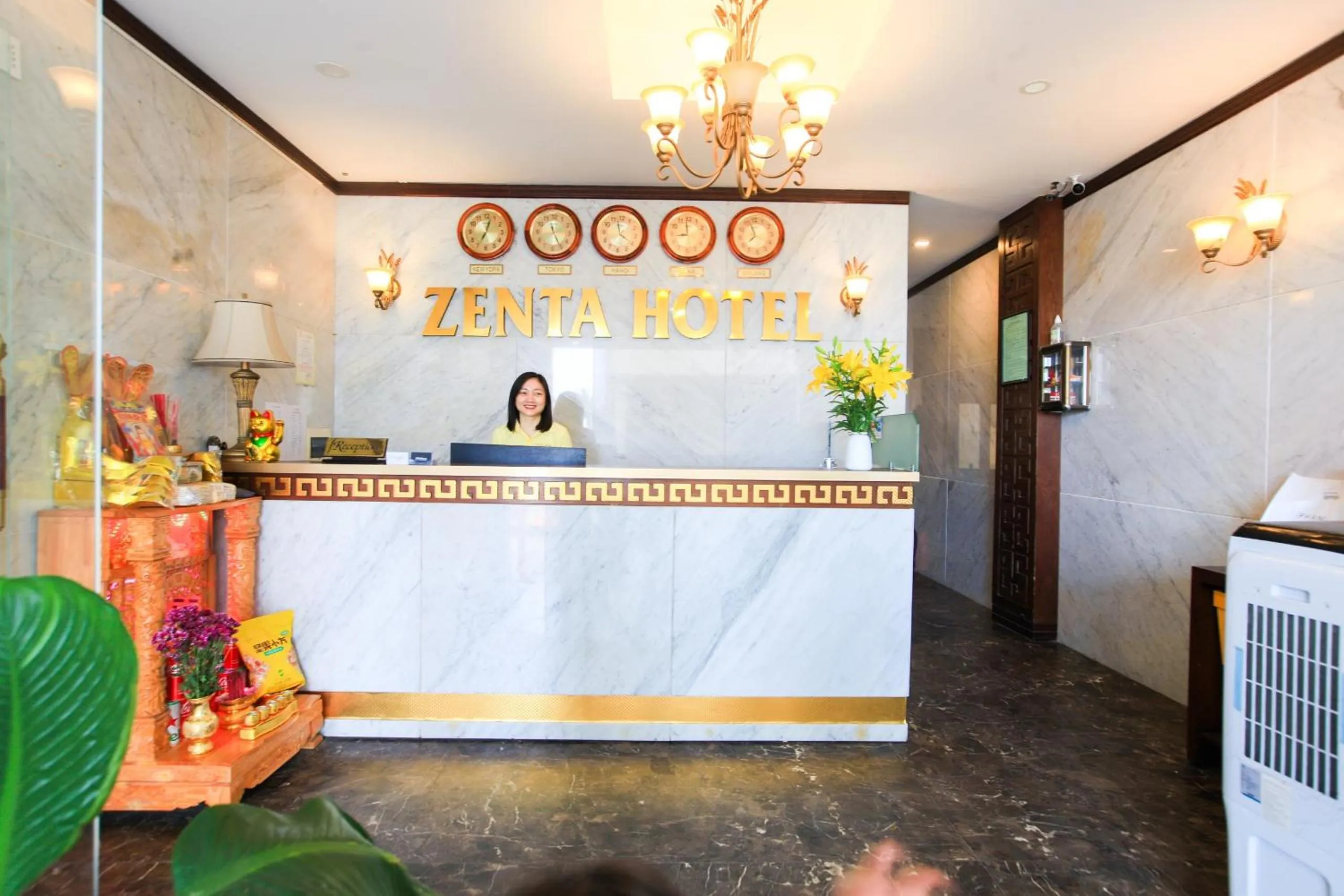 Lobby or reception in Zenta Sea View Hotel