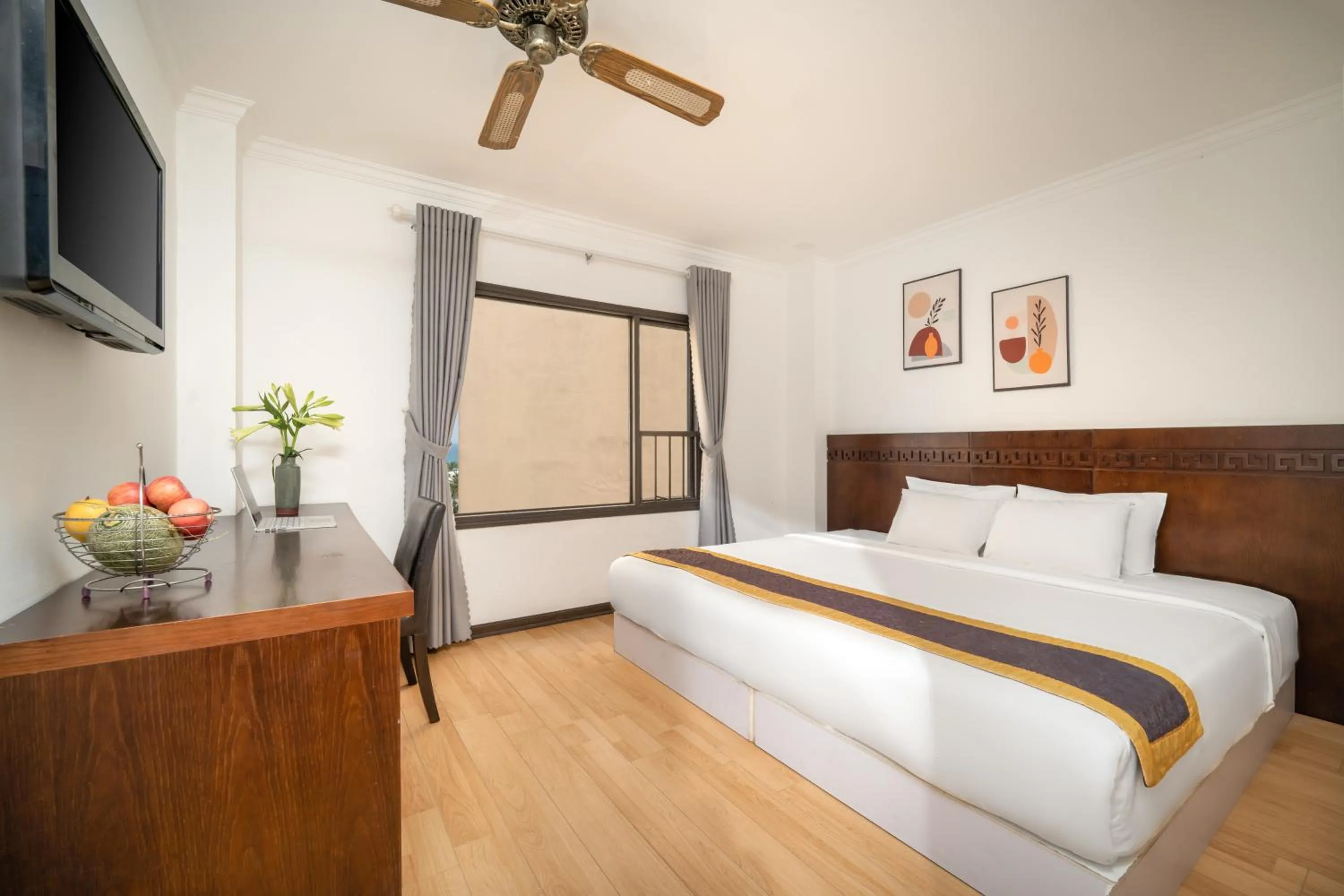 Bed in Zenta Sea View Hotel