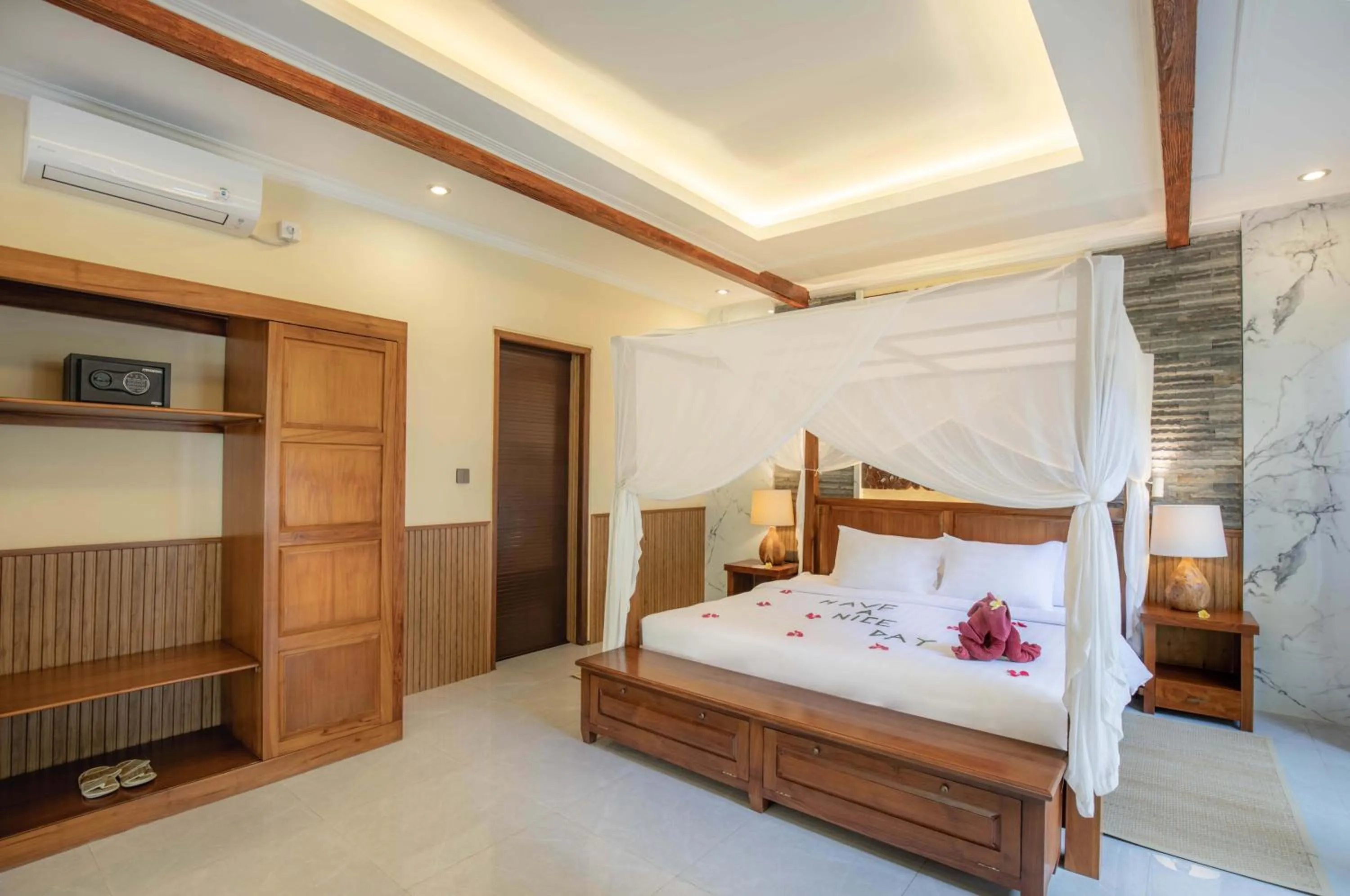 Bed in Suara Air Luxury Villa Ubud