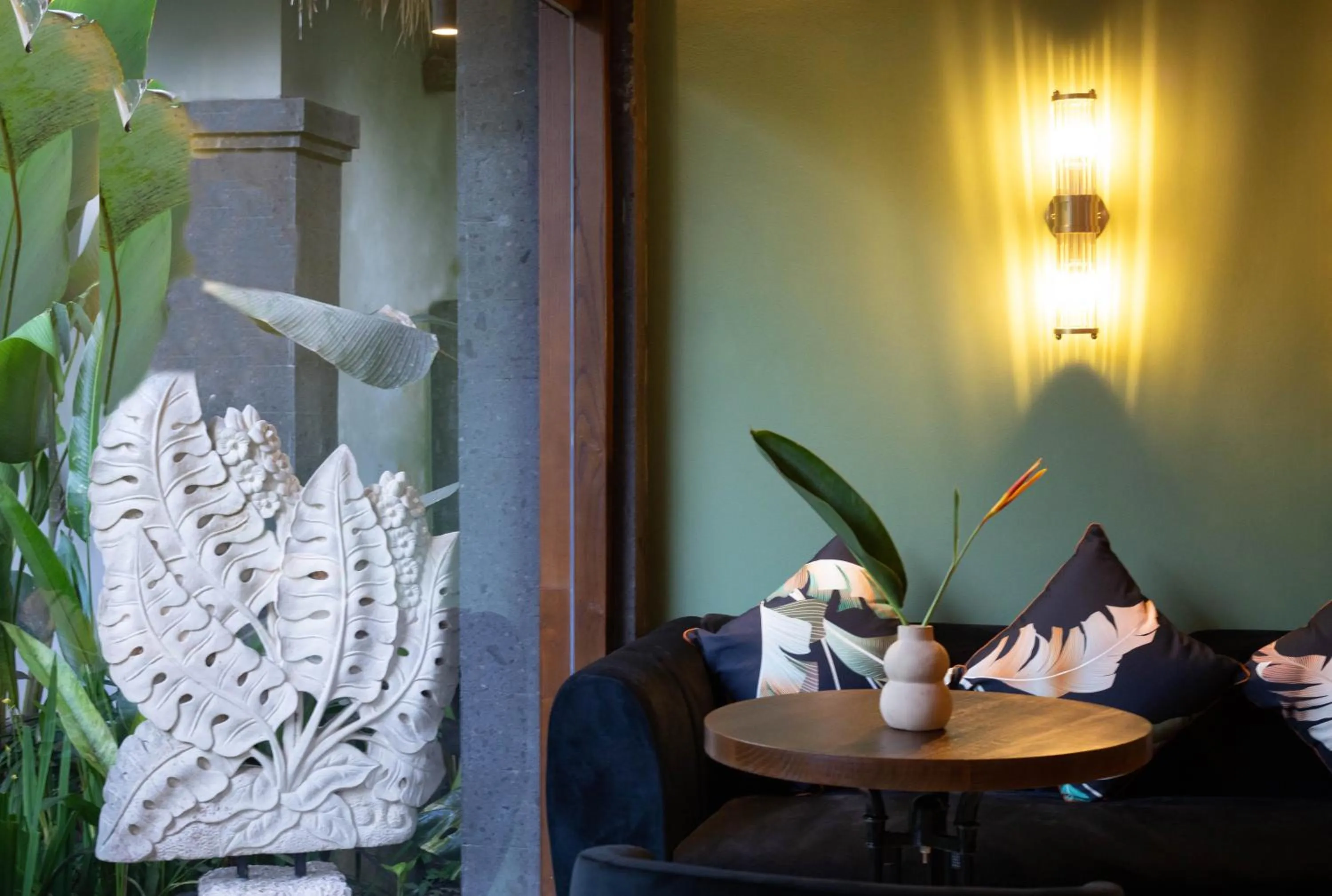 Lounge or bar in Suara Air Luxury Villa Ubud