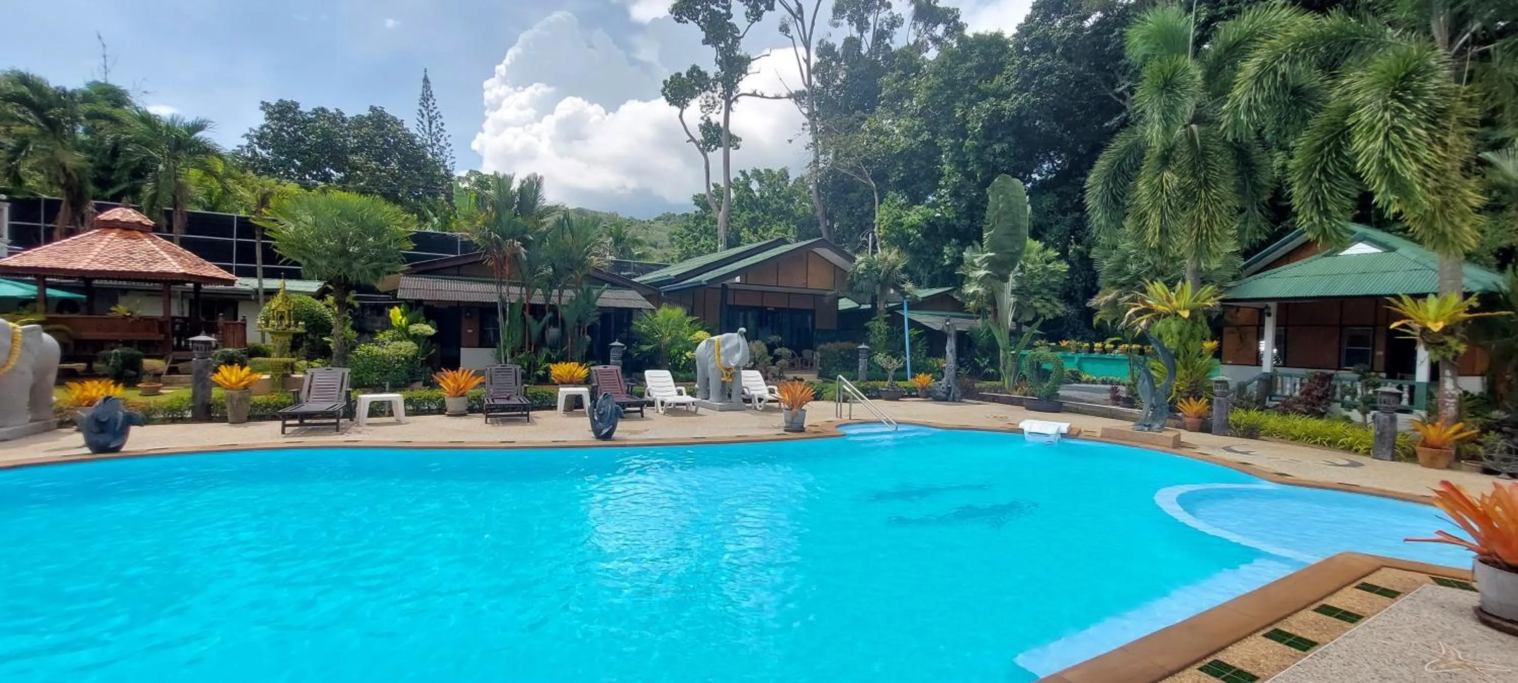 Jungle Village Bungalow