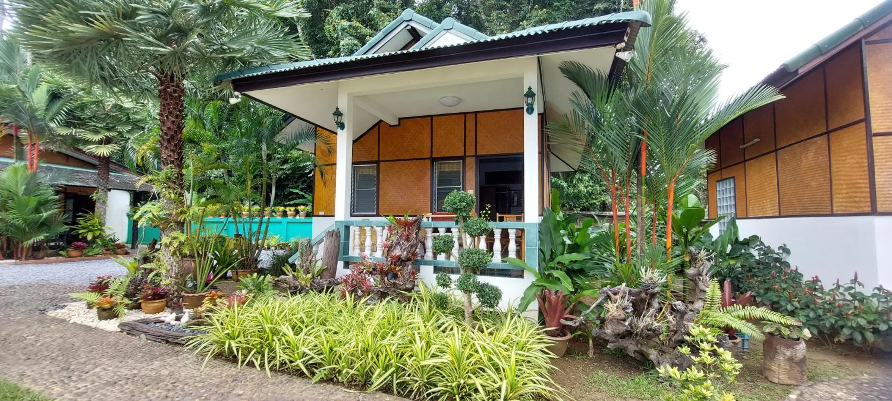 Jungle Village Bungalow