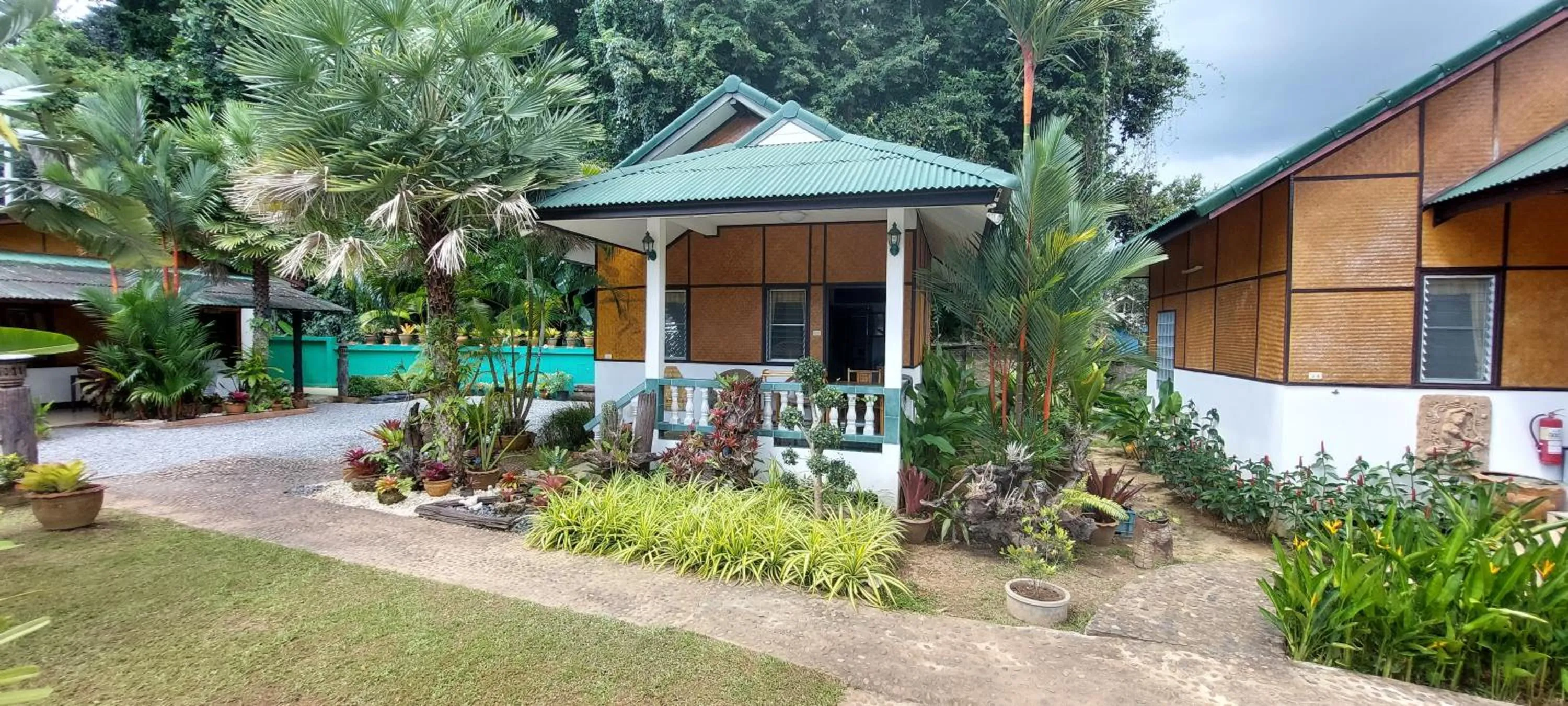 Jungle Village Bungalow