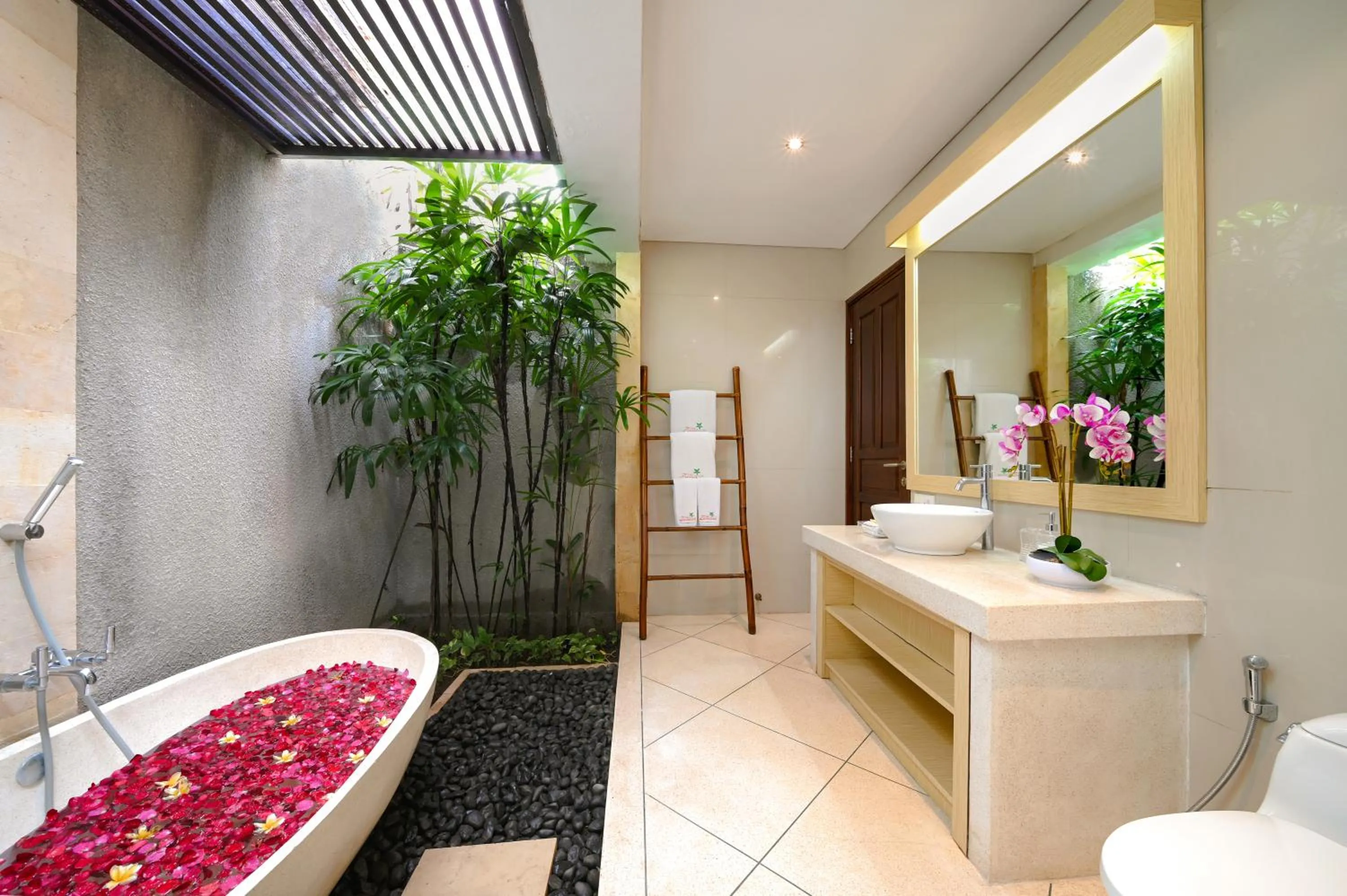 Bathroom in Villa Zanissa