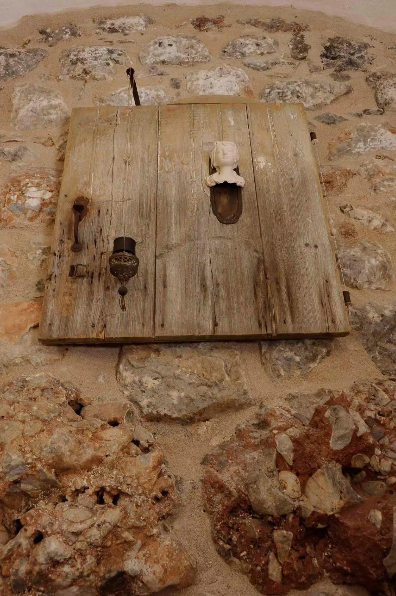 Decorative detail in Citta dei Nicliani