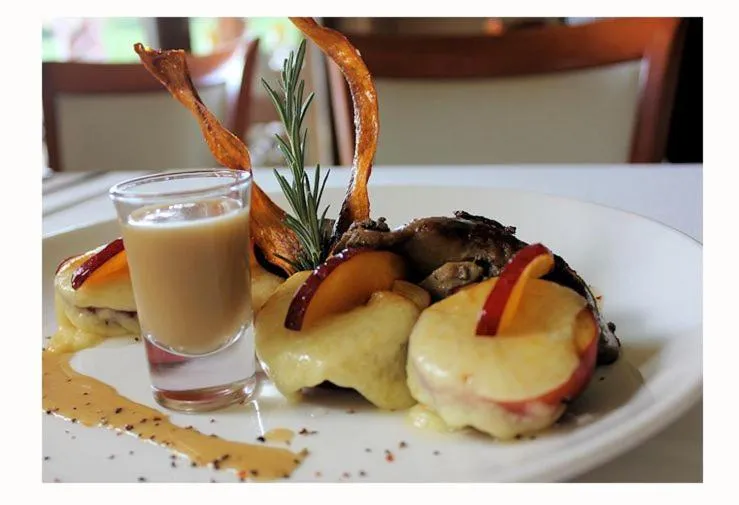 Restaurant/places to eat in Hotel Corvus Aqua