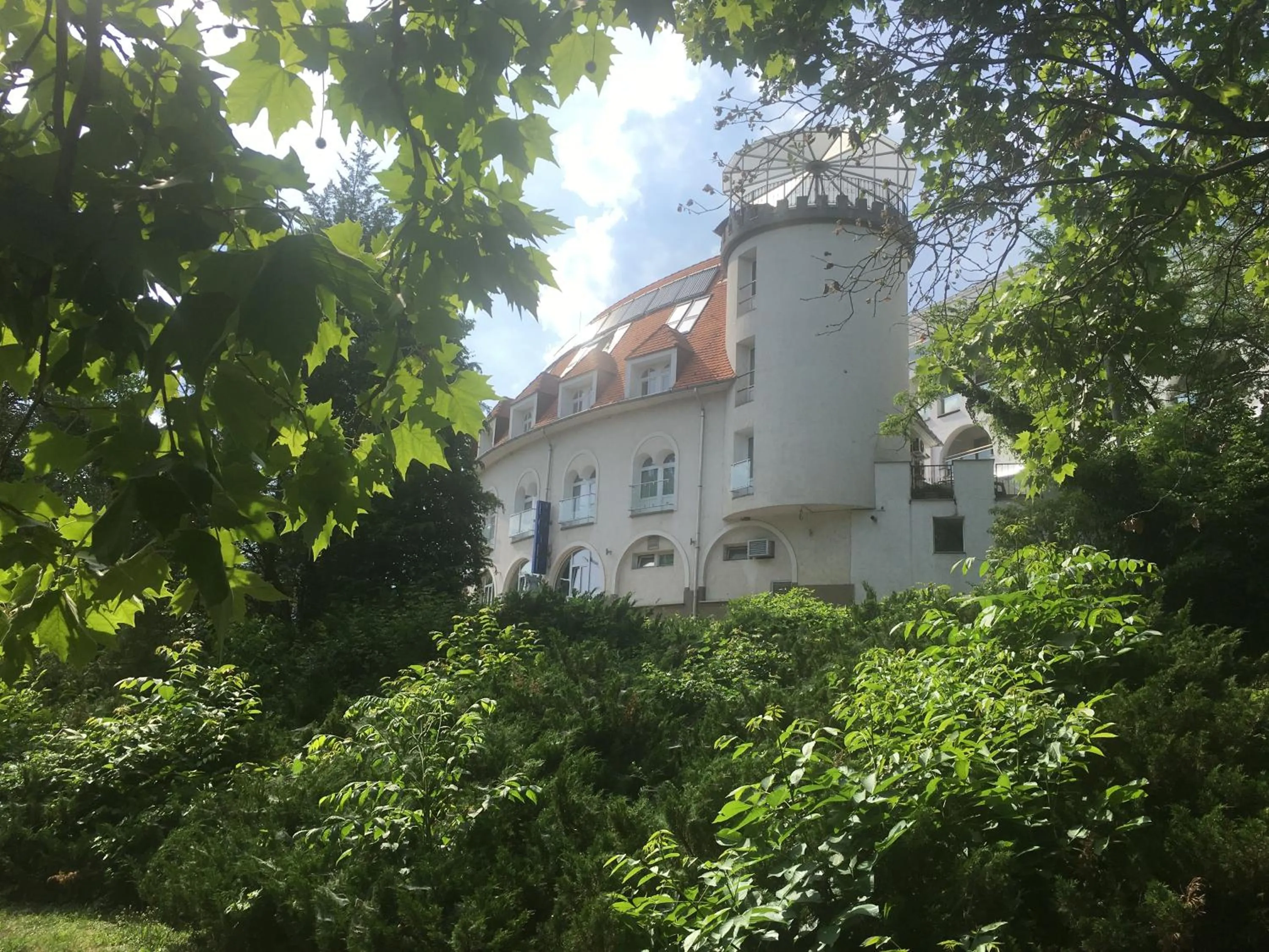 Property building in Bástya Konferencia és Wellness Hotel
