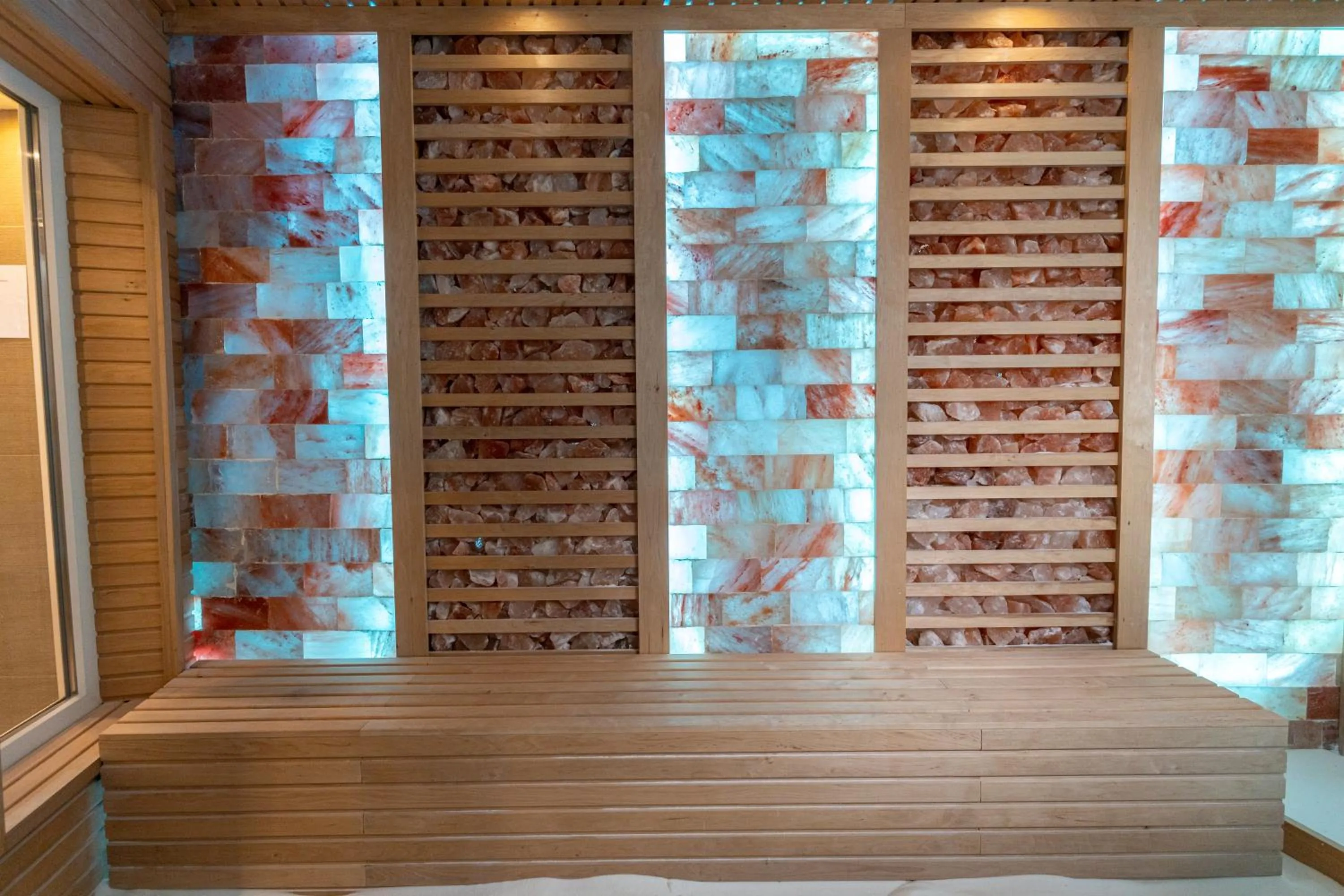 Spa and wellness centre/facilities in Bástya Konferencia és Wellness Hotel