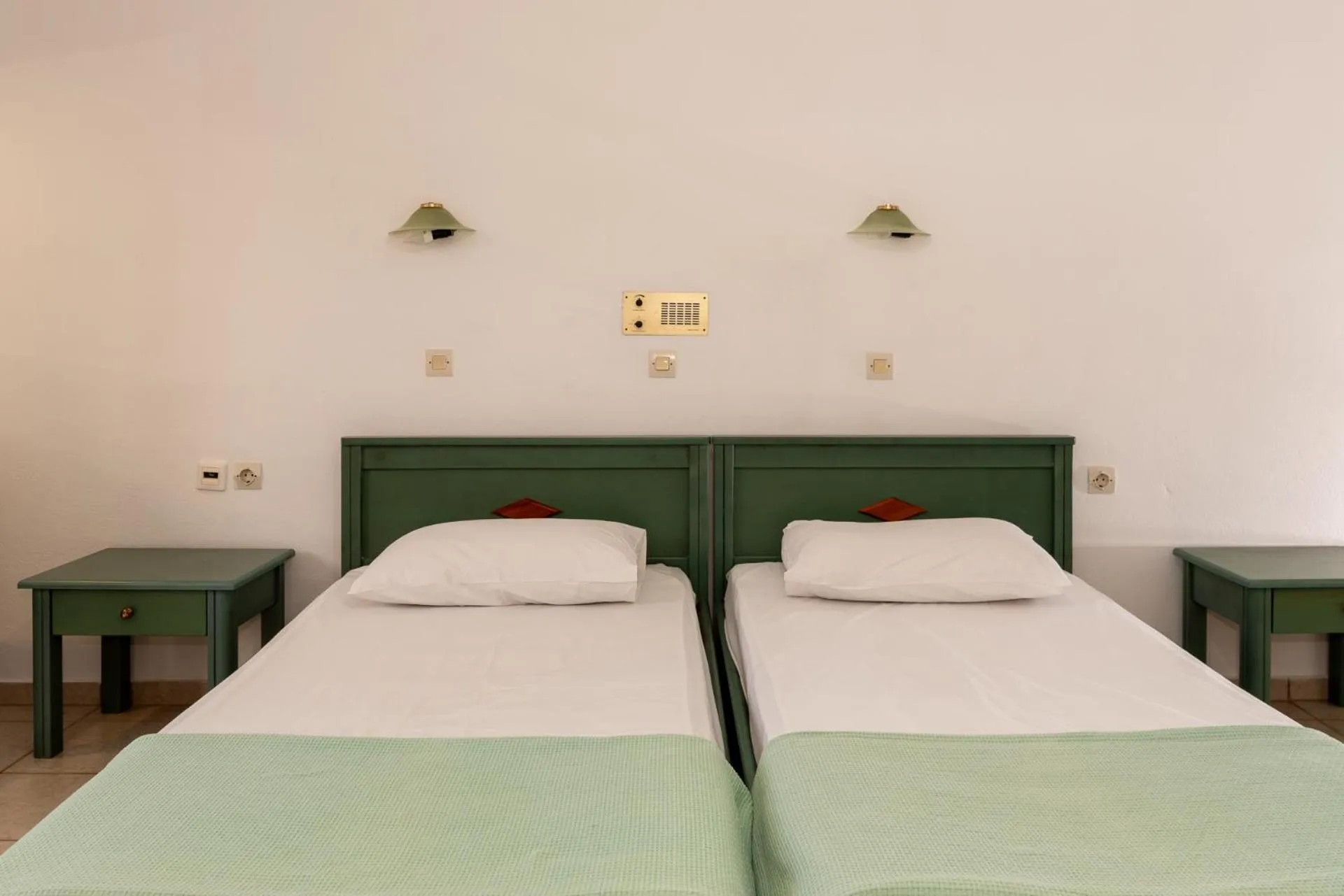 Bedroom, Bed in Elpis Studio Apartments