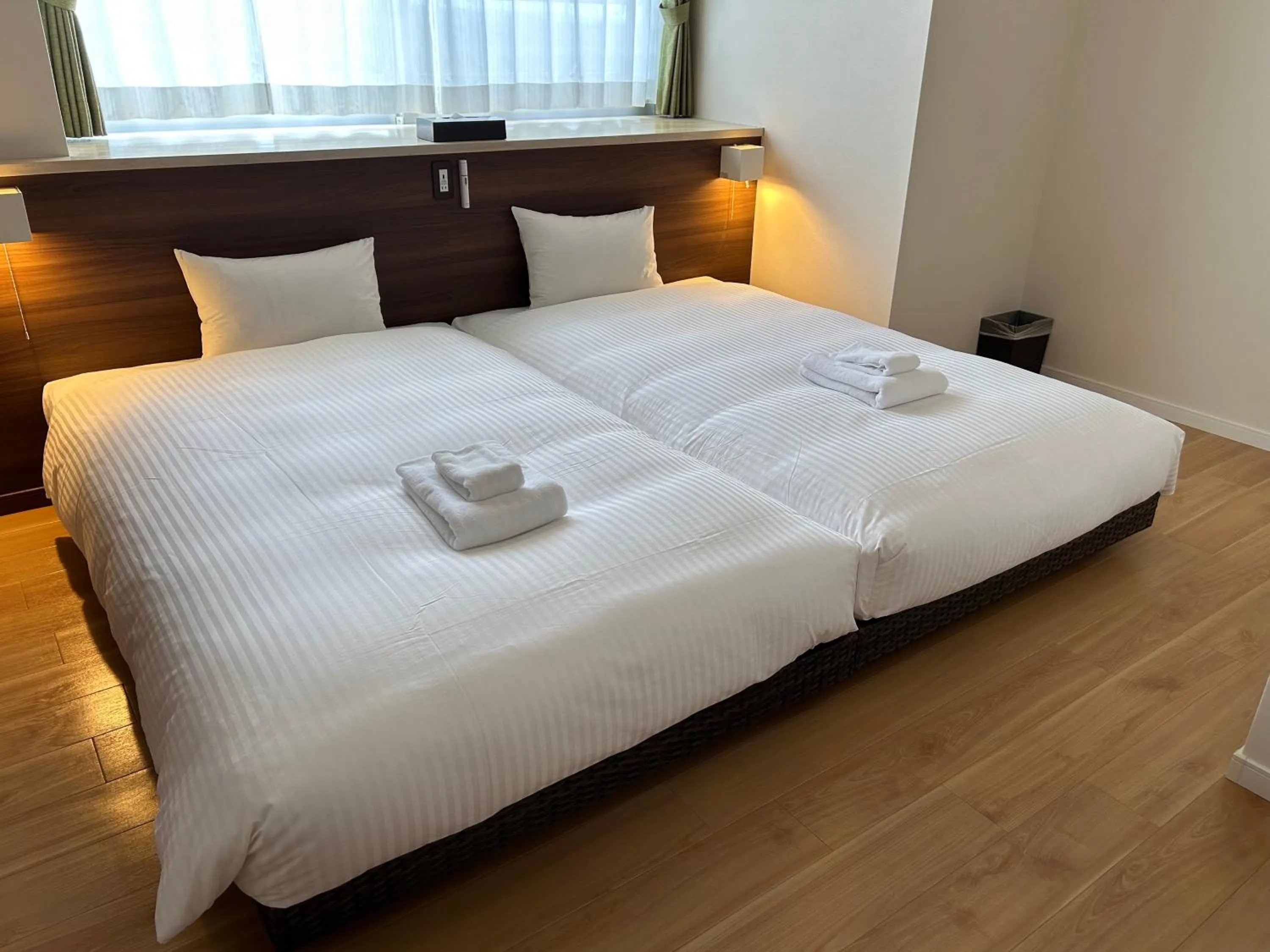 Bed in Lieta Nakayama