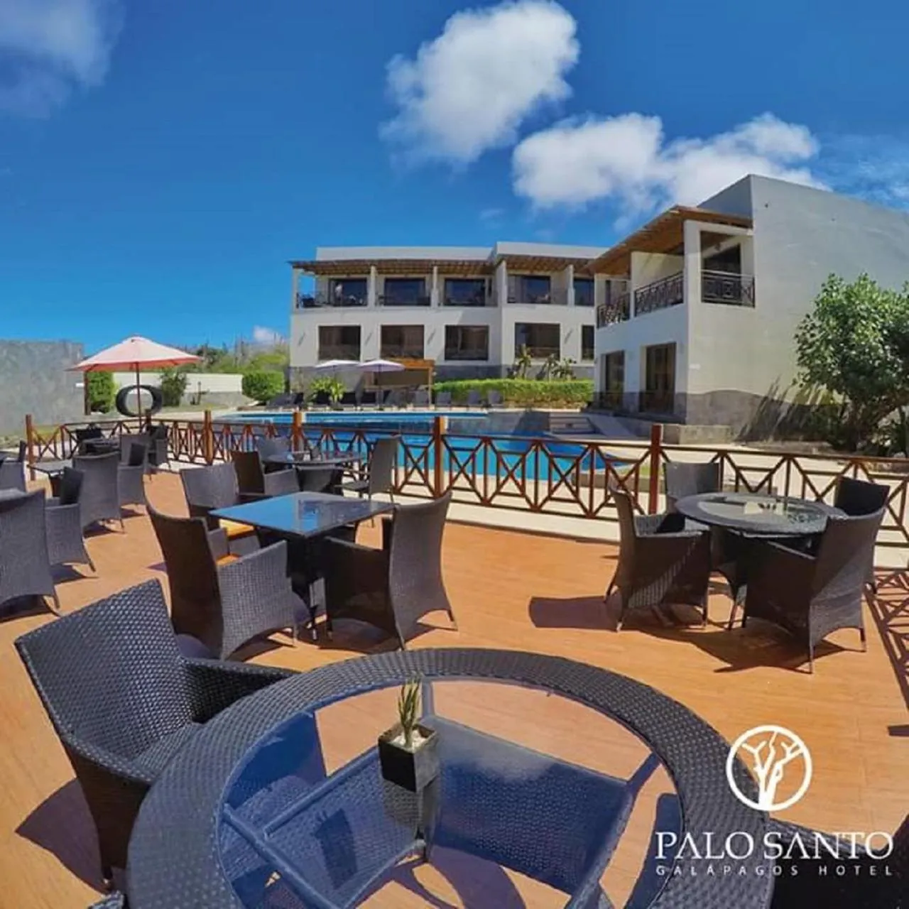 Restaurant/places to eat in Palo Santo Galápagos Hotel