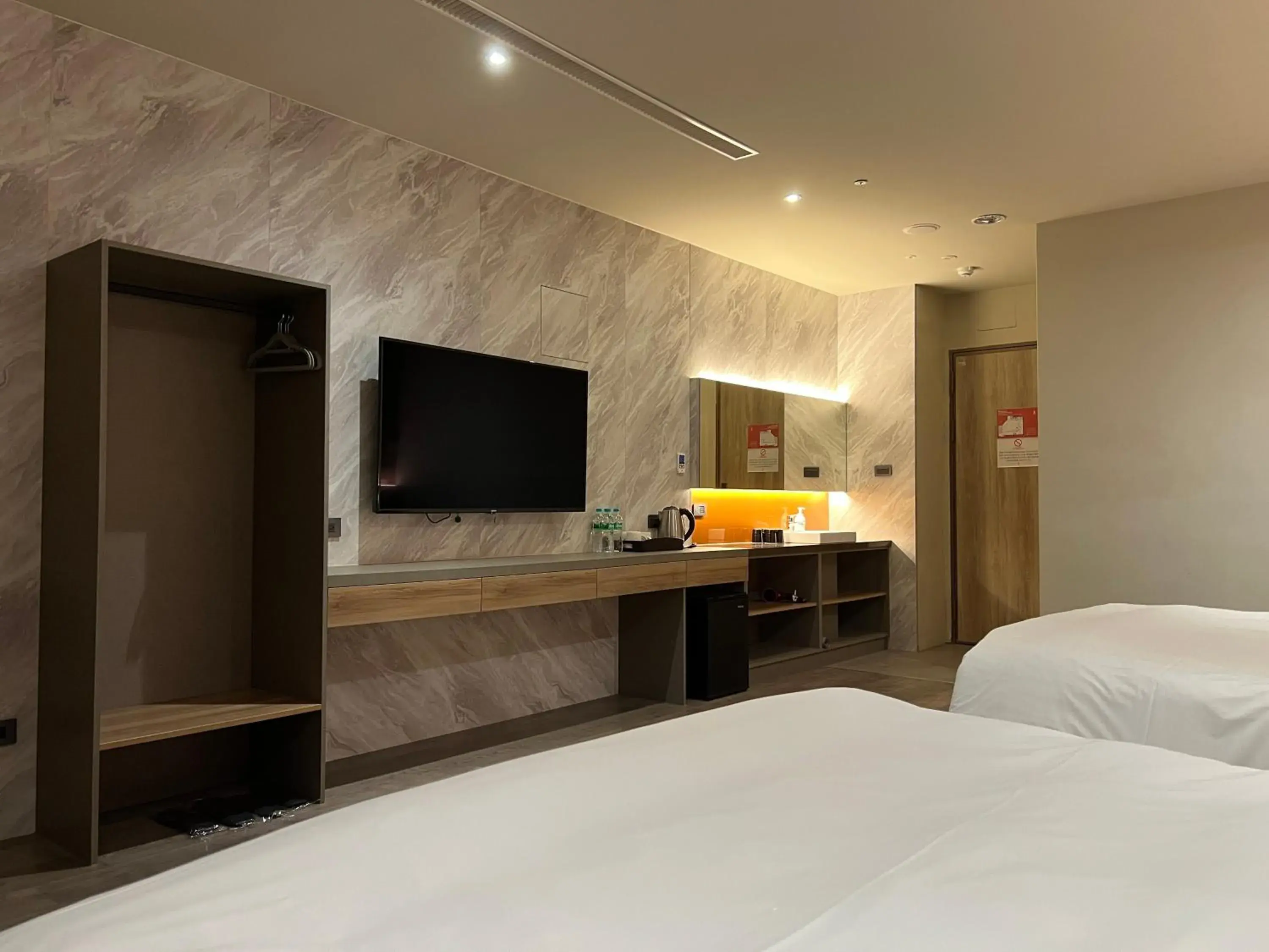 Quadruple Room with Private Bathroom in Saint Hostel Quadruple Room with Private Bathroom in Saint Hostel