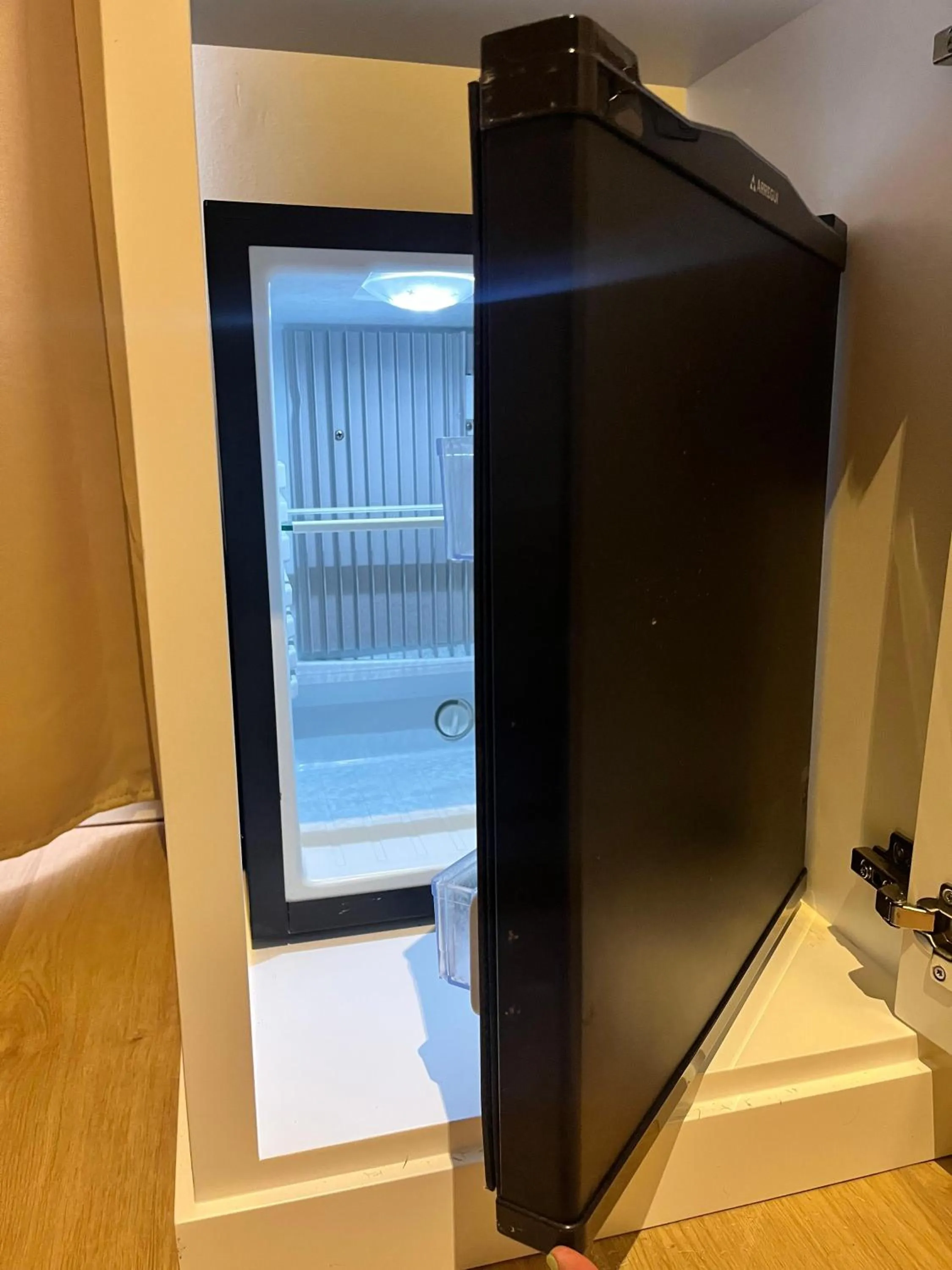 minibar in Hostal Al-Andalus