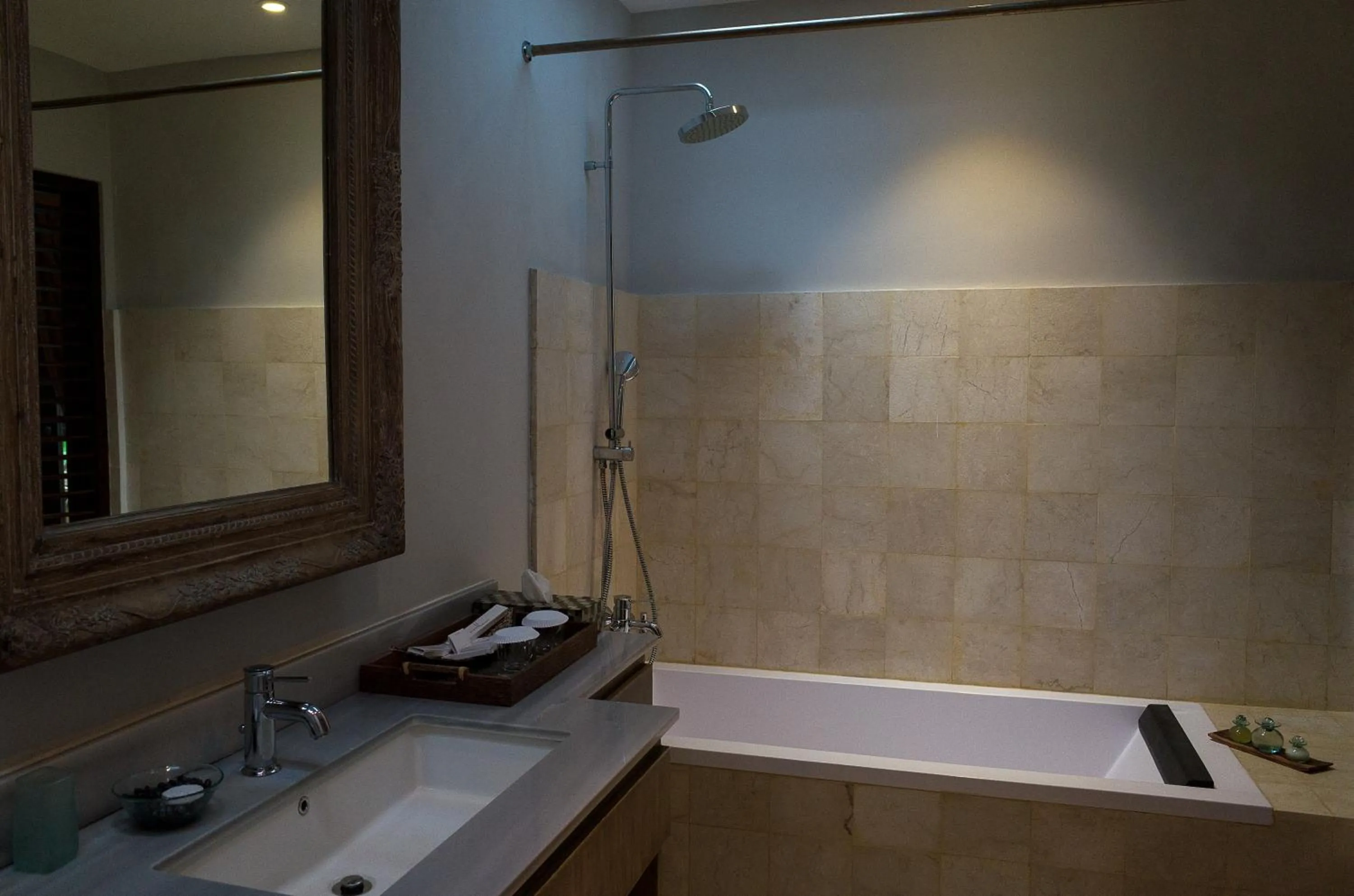 Bathroom in D'Sriwing Villa Gallery