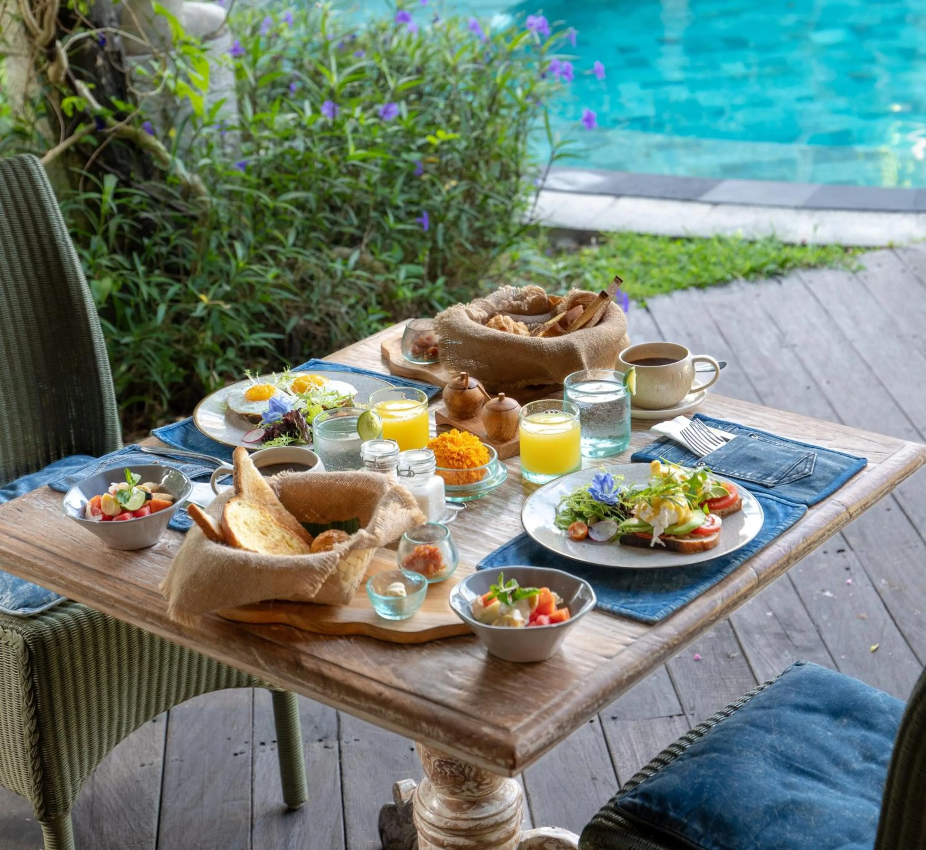 Breakfast in Blue Karma Dijiwa Seminyak
