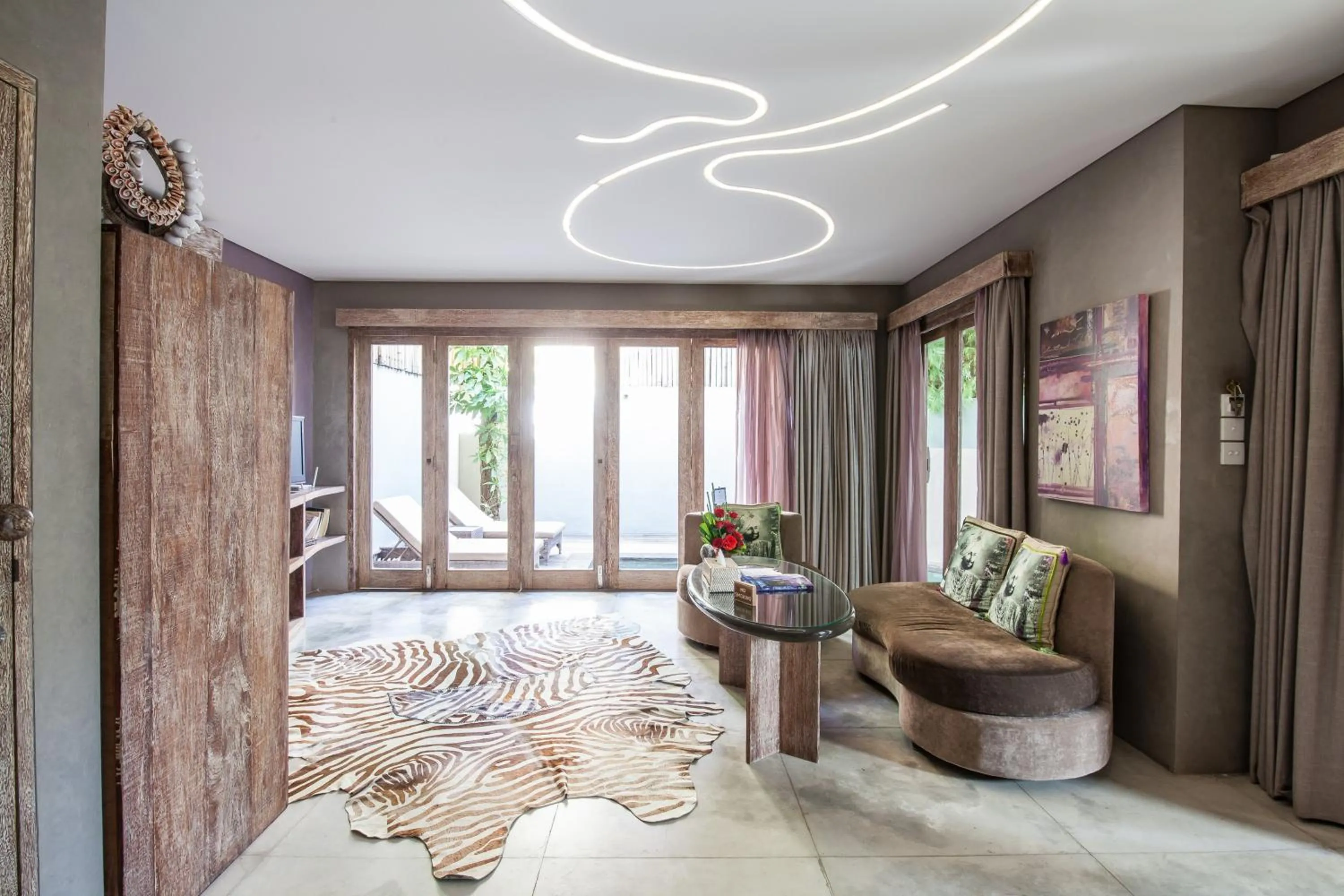 Seating area in Blue Karma Dijiwa Seminyak