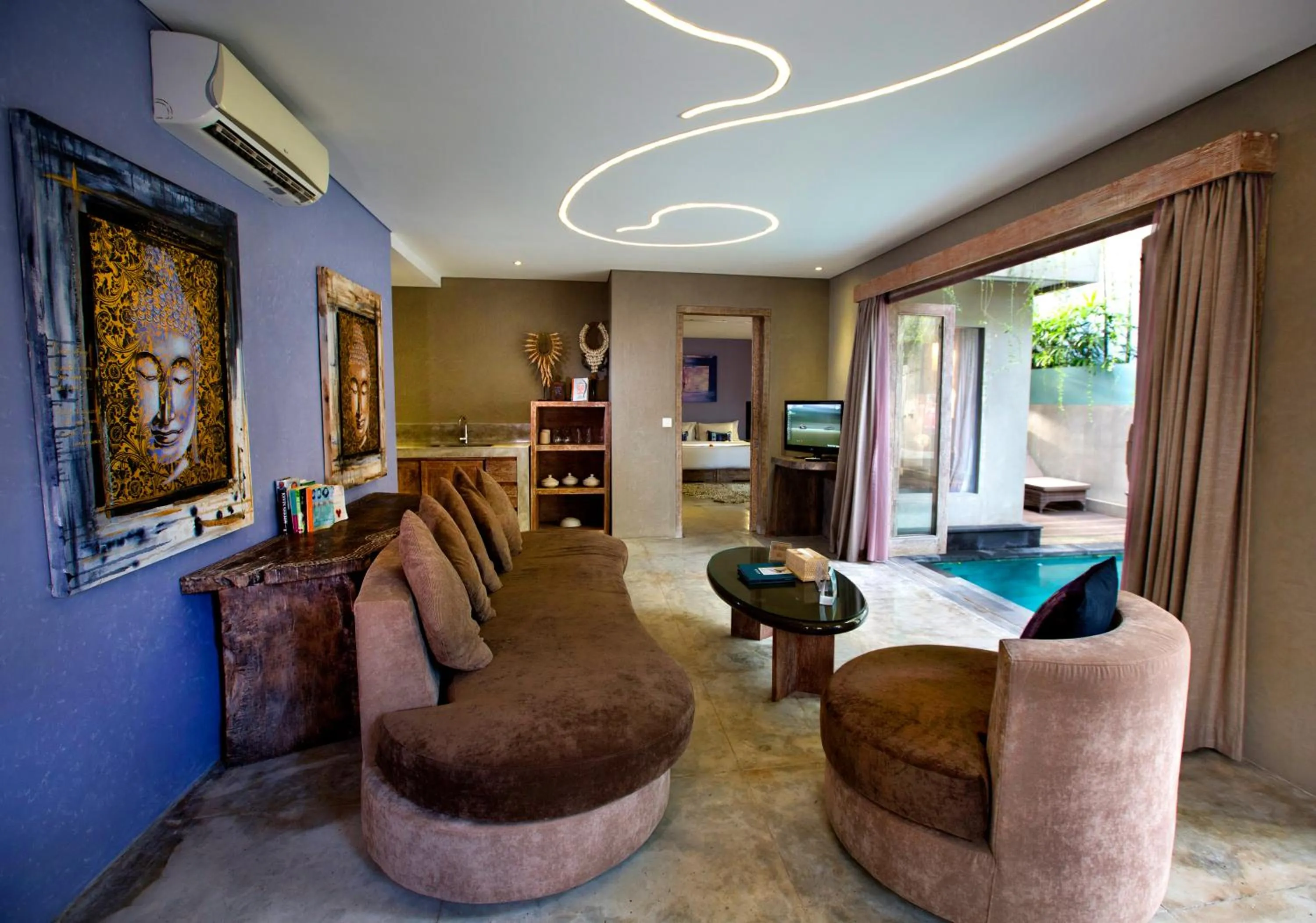 Swimming pool in Blue Karma Dijiwa Seminyak