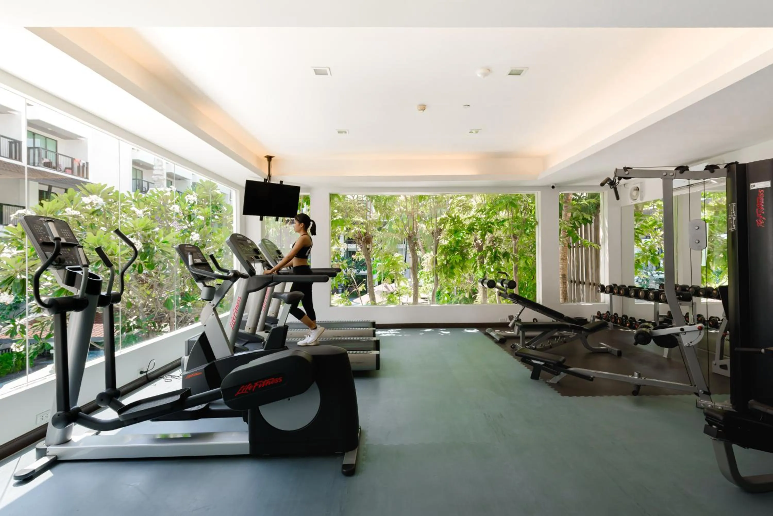 Fitness centre/facilities in Centara Anda Dhevi Resort & Spa Krabi